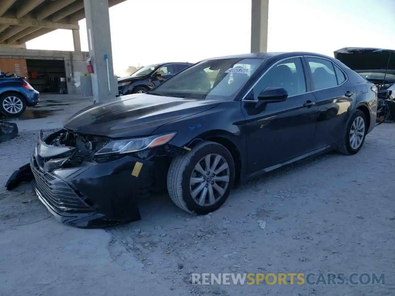 2 Photograph of a damaged car 4T1B11HK4KU194444 TOYOTA CAMRY 2019