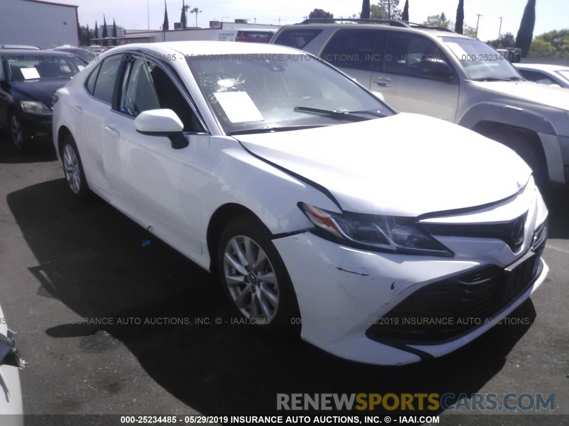 1 Photograph of a damaged car 4T1B11HK4KU196985 TOYOTA CAMRY 2019