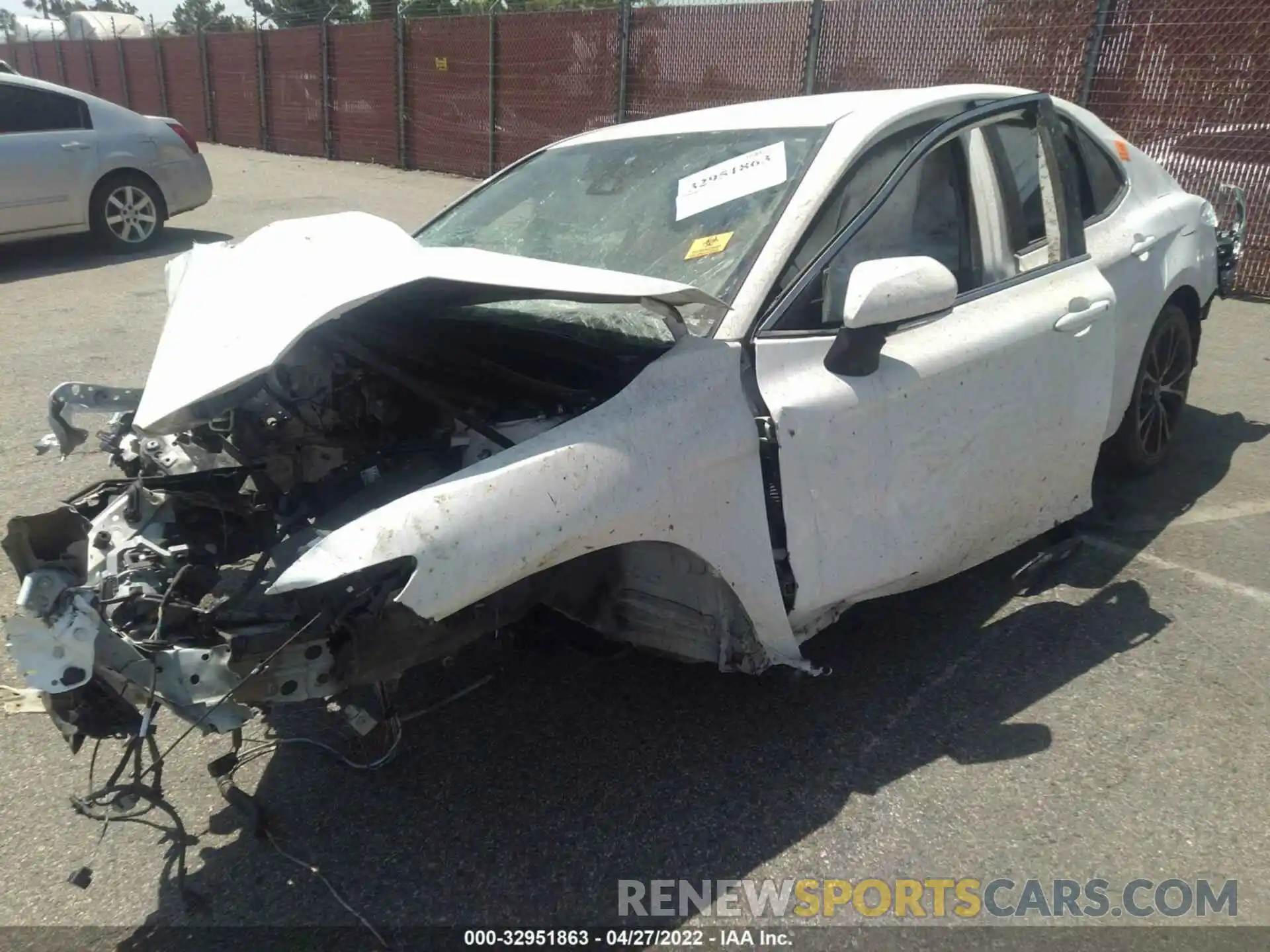 2 Photograph of a damaged car 4T1B11HK4KU197425 TOYOTA CAMRY 2019