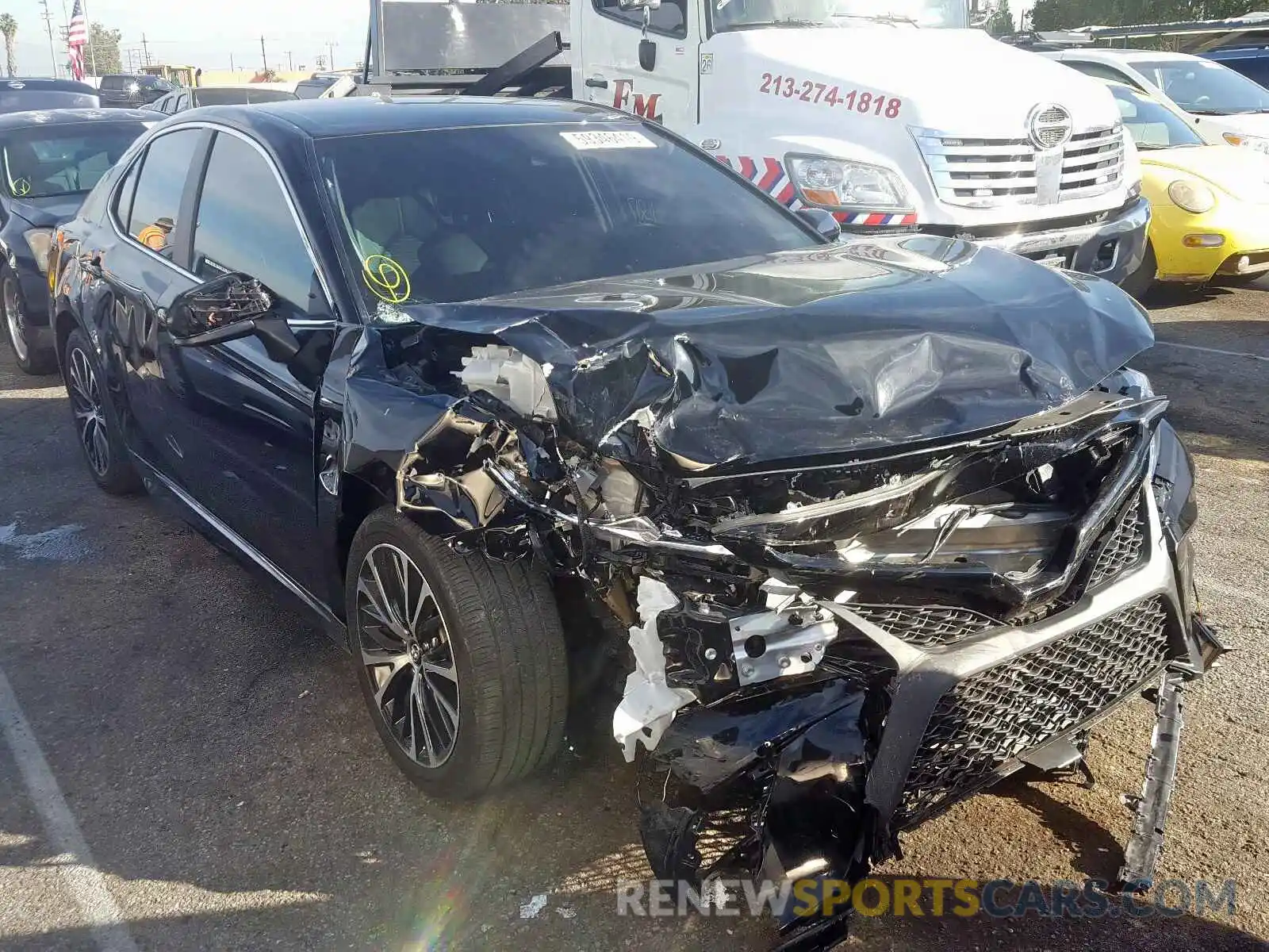 1 Photograph of a damaged car 4T1B11HK4KU197604 TOYOTA CAMRY 2019