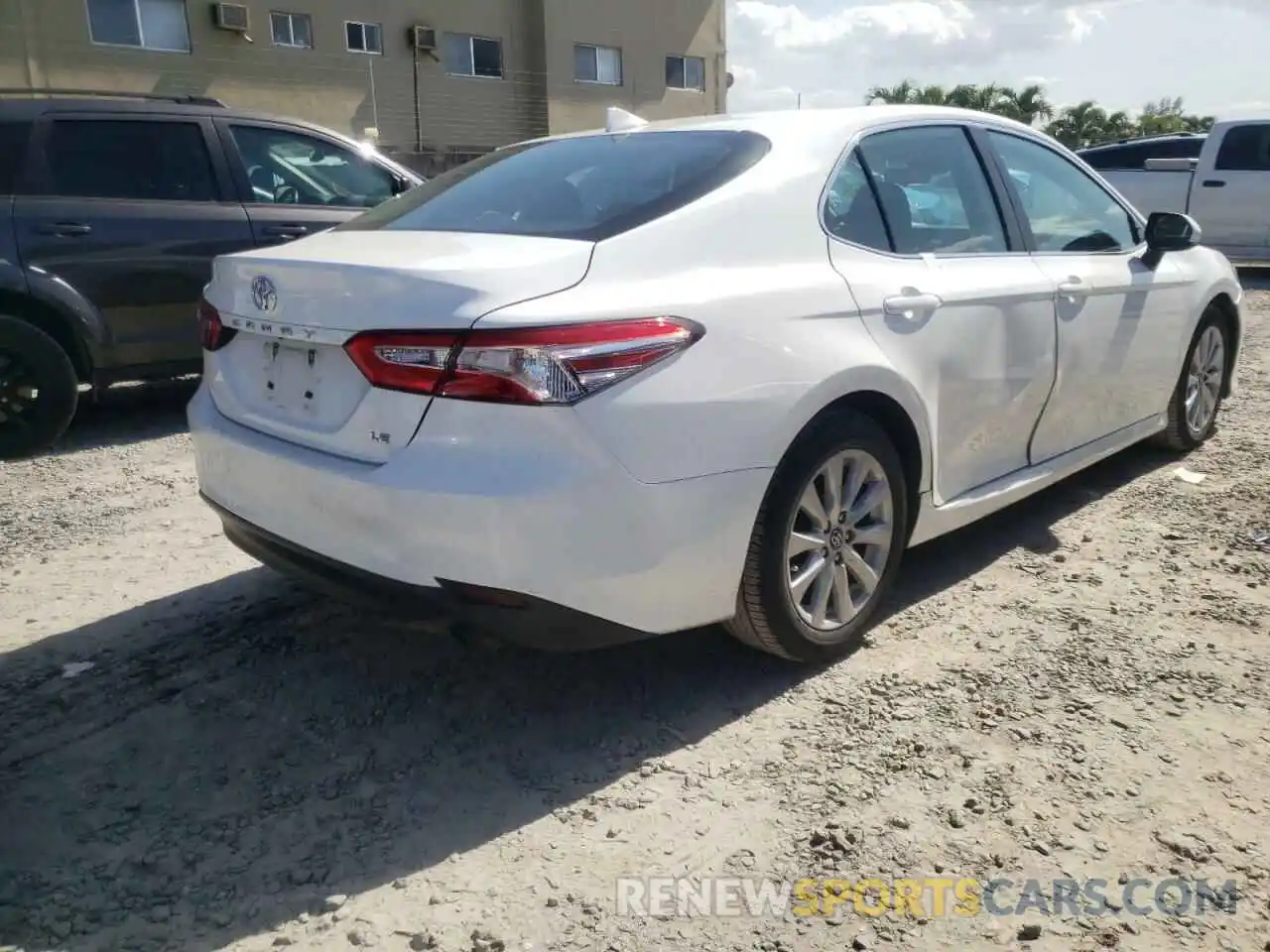 4 Photograph of a damaged car 4T1B11HK4KU197649 TOYOTA CAMRY 2019