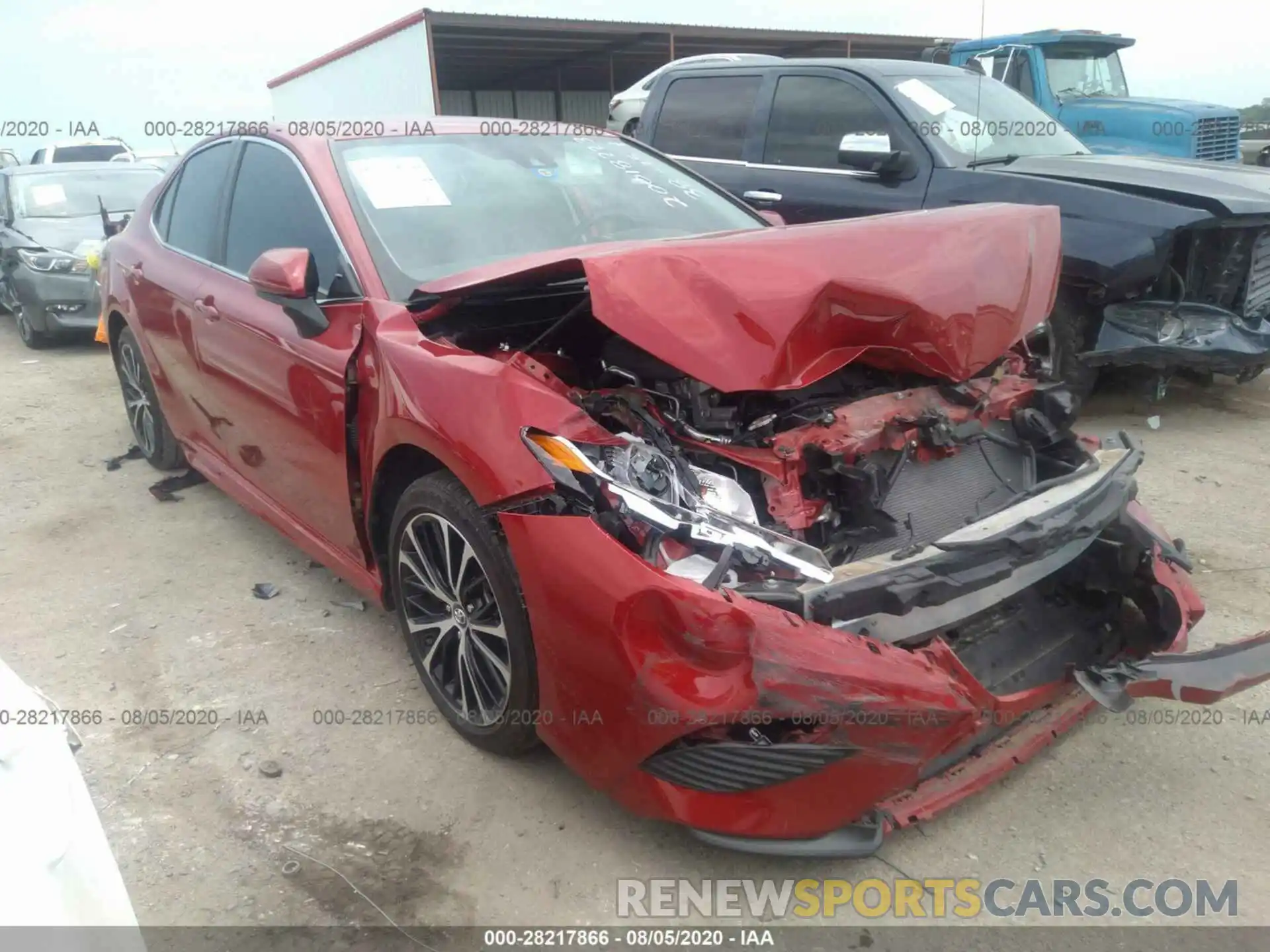 1 Photograph of a damaged car 4T1B11HK4KU199403 TOYOTA CAMRY 2019