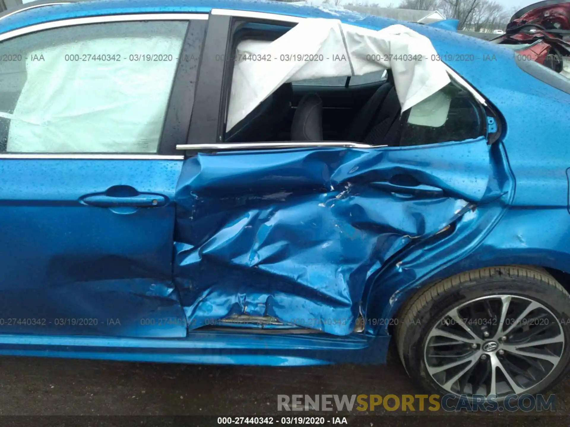 6 Photograph of a damaged car 4T1B11HK4KU201120 TOYOTA CAMRY 2019