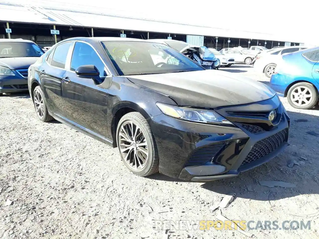 1 Photograph of a damaged car 4T1B11HK4KU203319 TOYOTA CAMRY 2019