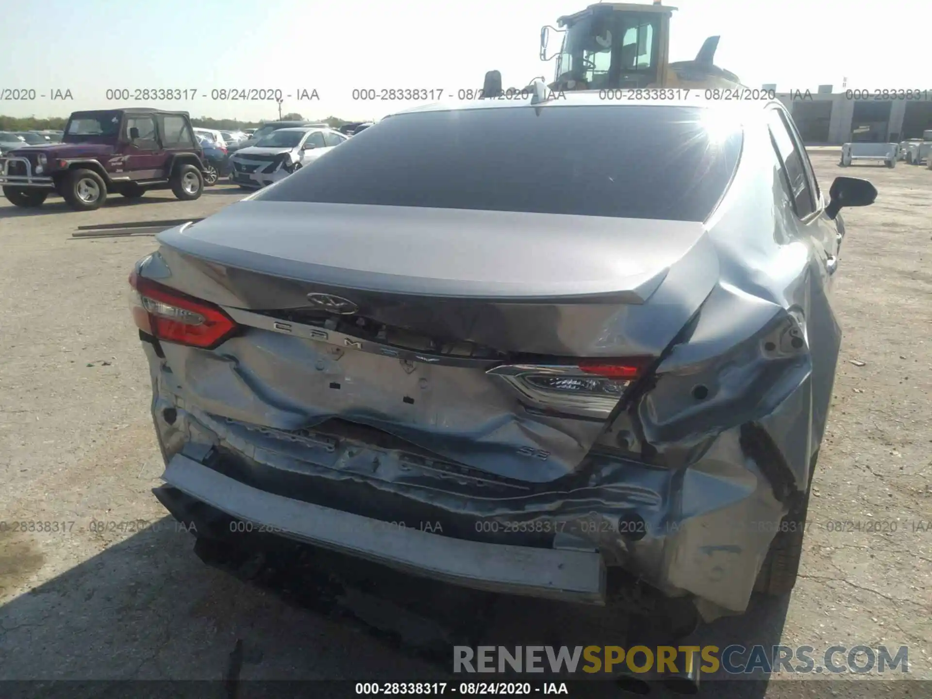 6 Photograph of a damaged car 4T1B11HK4KU204406 TOYOTA CAMRY 2019