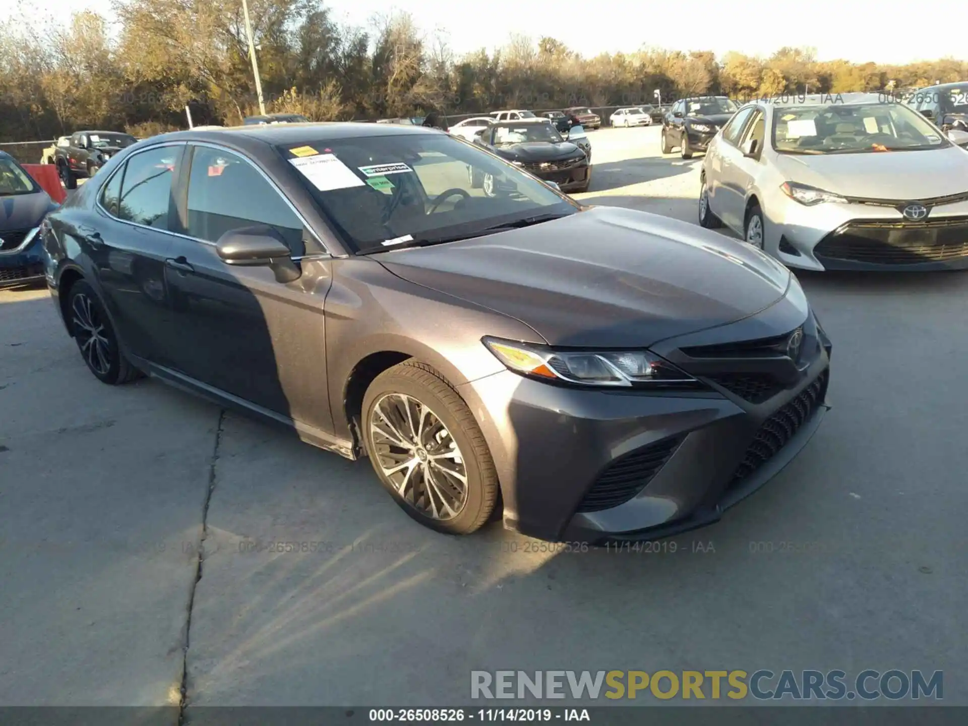 1 Photograph of a damaged car 4T1B11HK4KU204793 TOYOTA CAMRY 2019