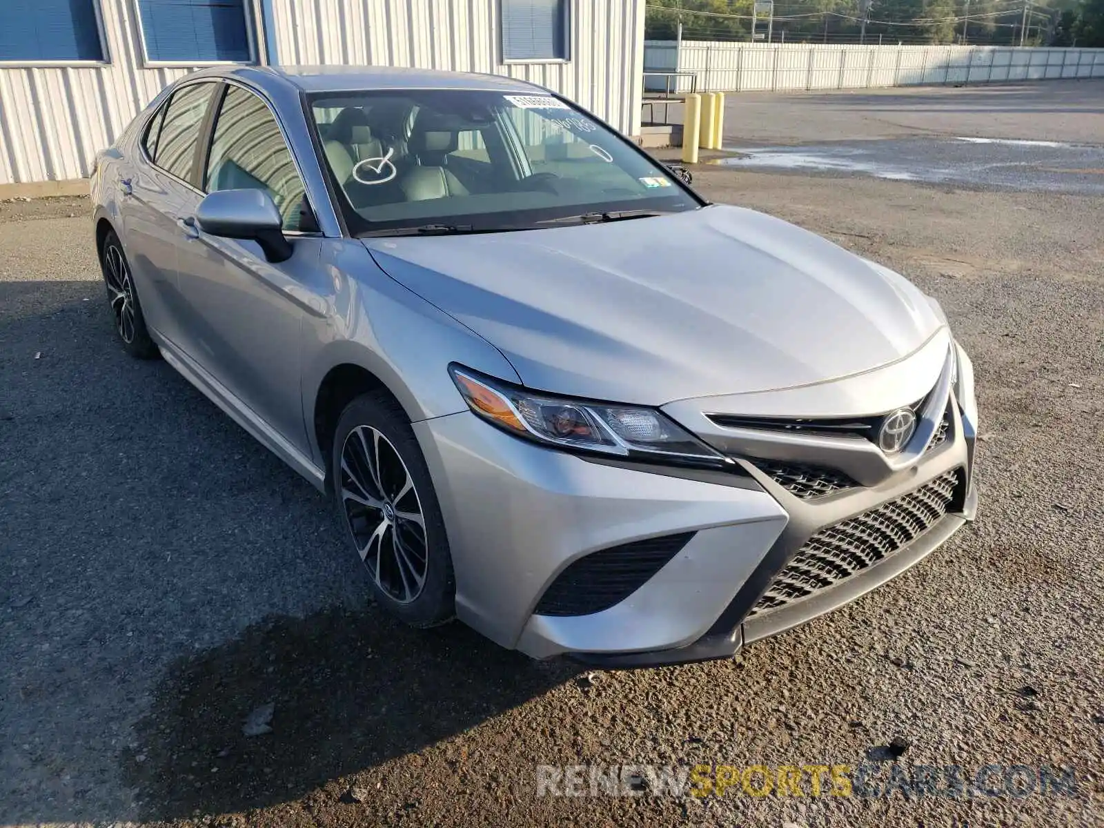 1 Photograph of a damaged car 4T1B11HK4KU206785 TOYOTA CAMRY 2019