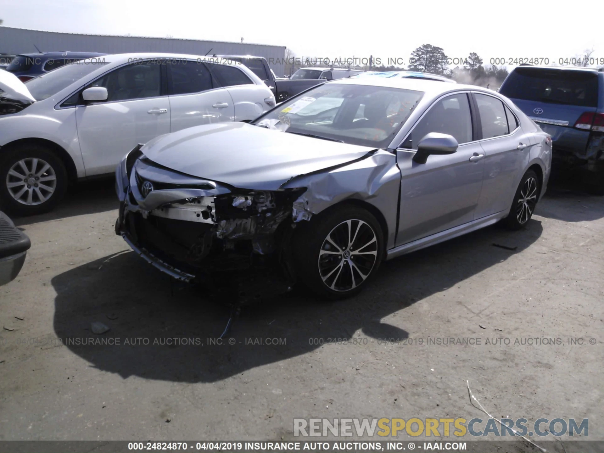 2 Photograph of a damaged car 4T1B11HK4KU206818 TOYOTA CAMRY 2019