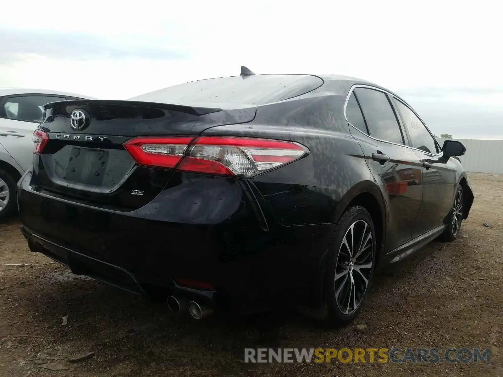 4 Photograph of a damaged car 4T1B11HK4KU209511 TOYOTA CAMRY 2019