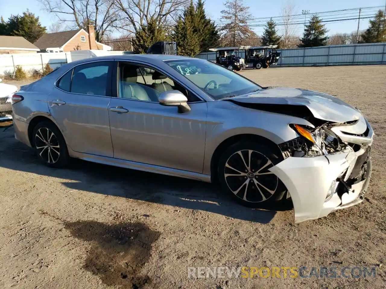 4 Photograph of a damaged car 4T1B11HK4KU210545 TOYOTA CAMRY 2019