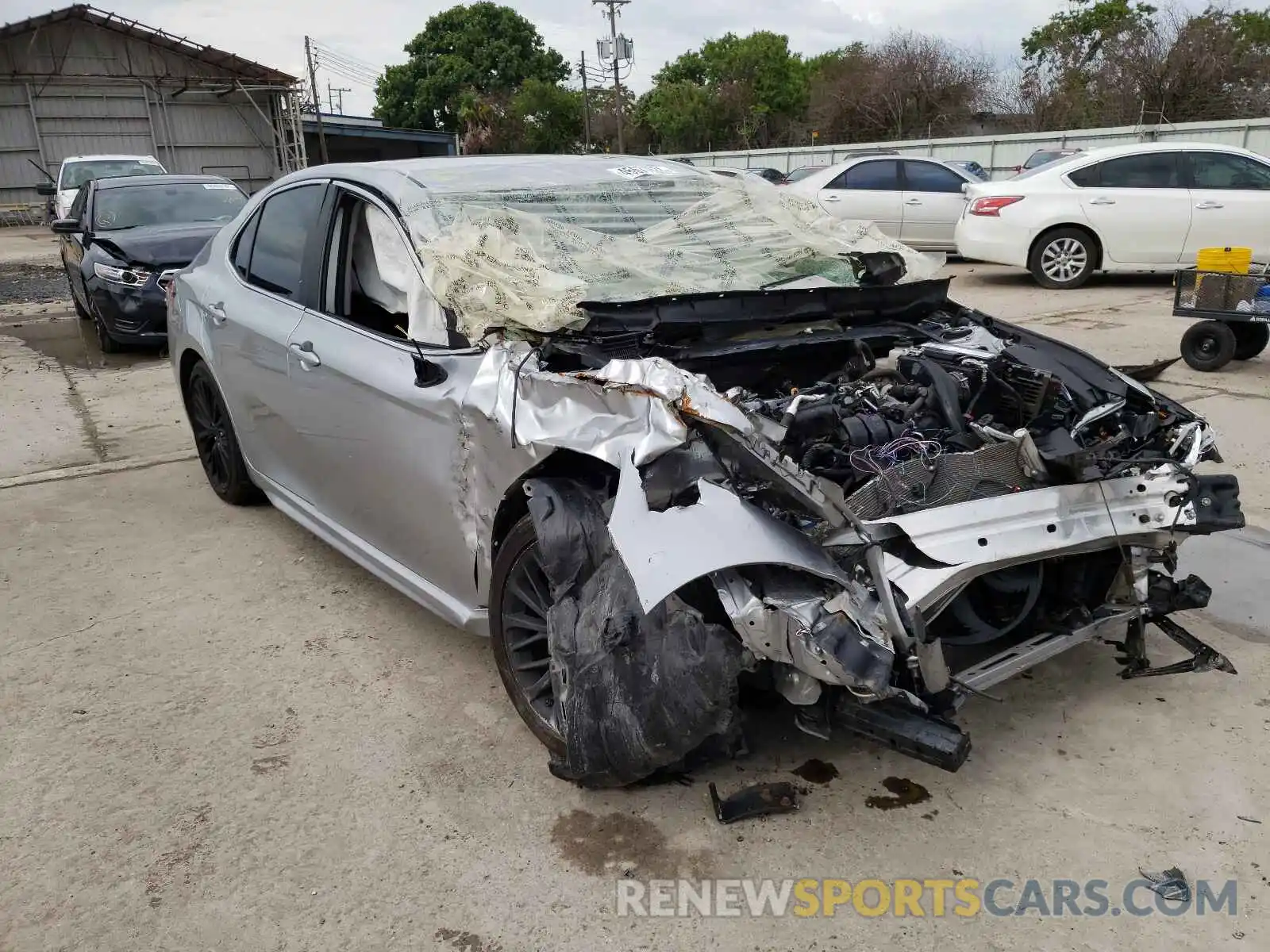 1 Photograph of a damaged car 4T1B11HK4KU211159 TOYOTA CAMRY 2019