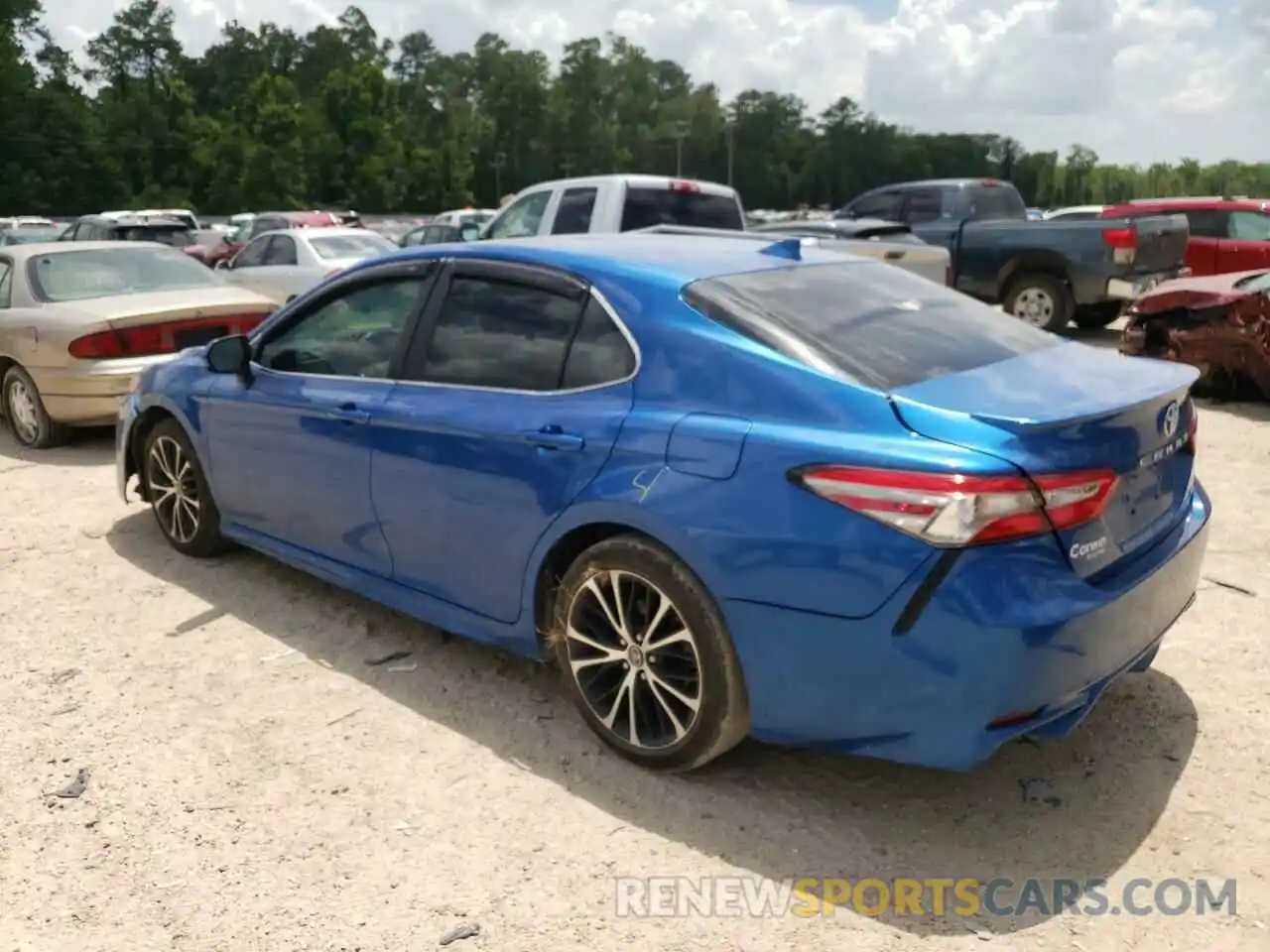 3 Photograph of a damaged car 4T1B11HK4KU211663 TOYOTA CAMRY 2019