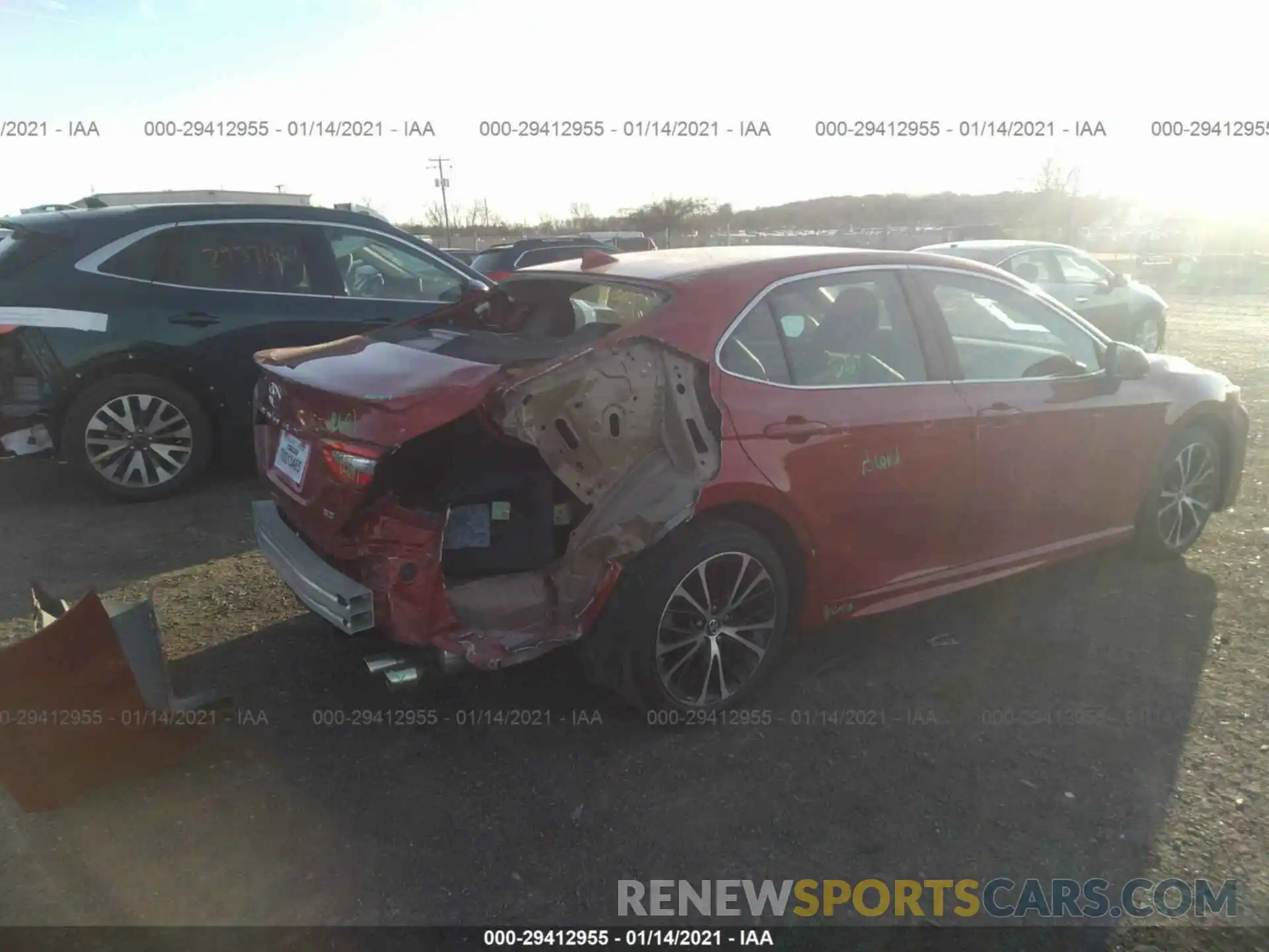 4 Photograph of a damaged car 4T1B11HK4KU211825 TOYOTA CAMRY 2019