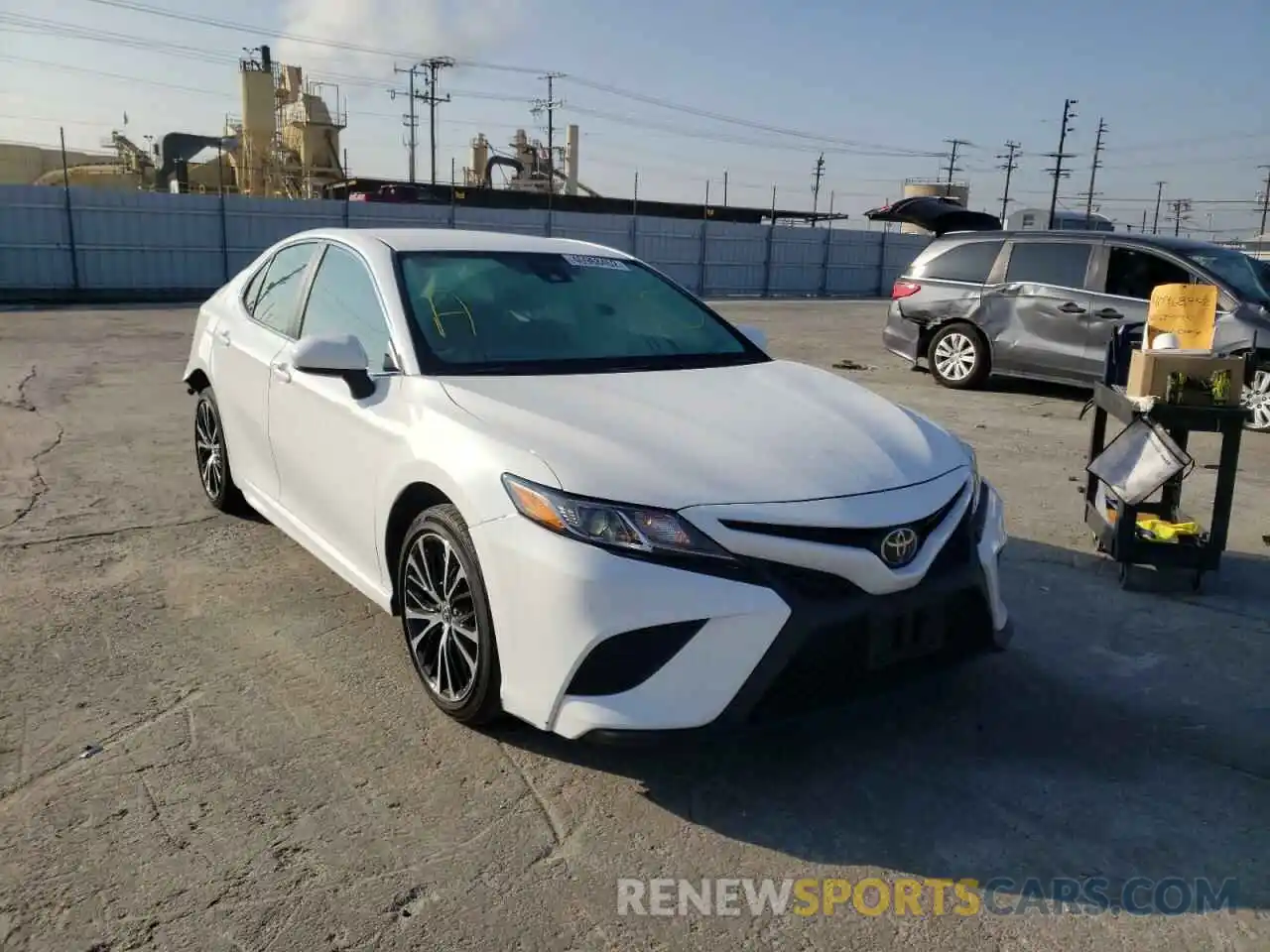 1 Photograph of a damaged car 4T1B11HK4KU212618 TOYOTA CAMRY 2019