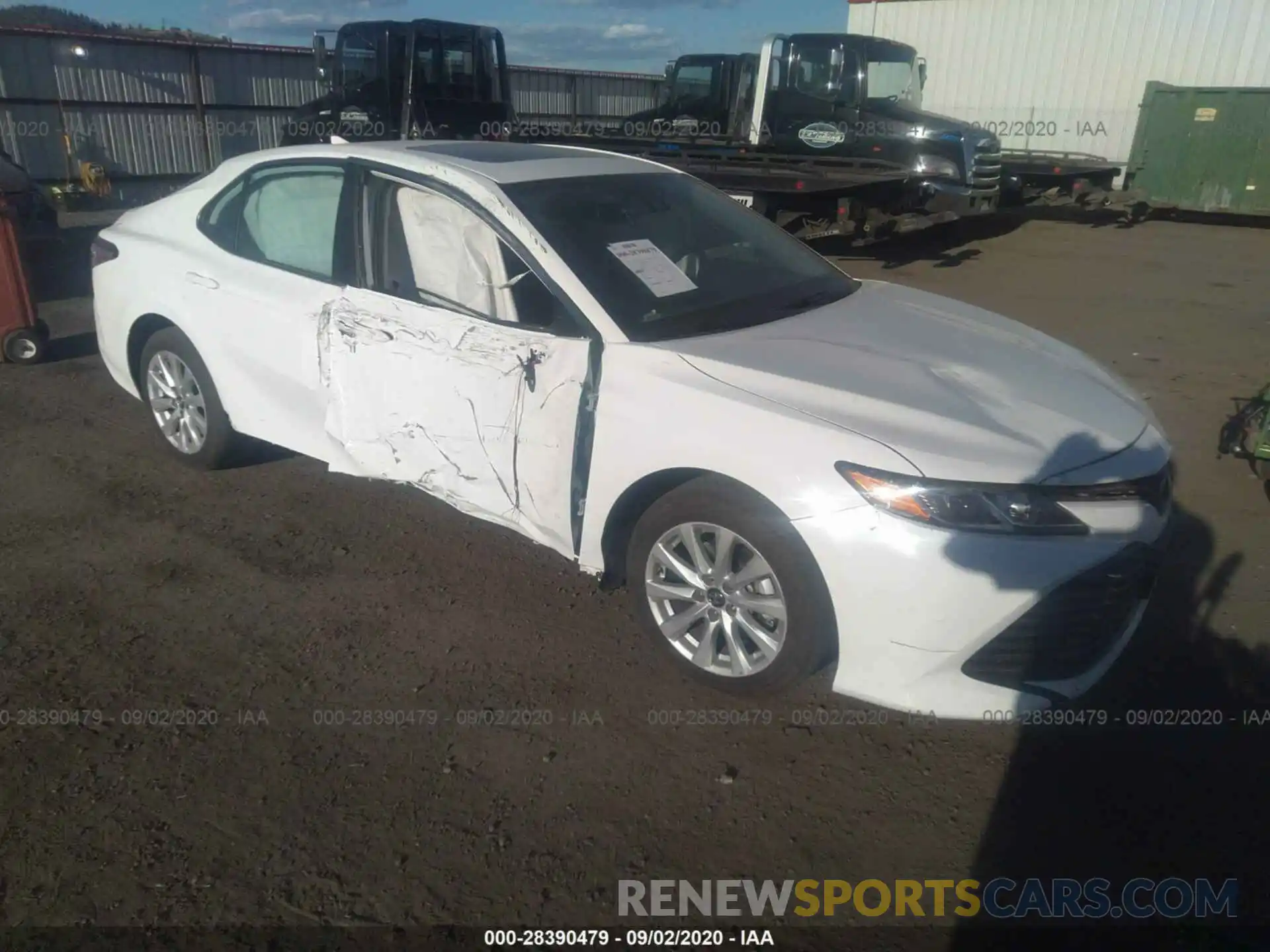 1 Photograph of a damaged car 4T1B11HK4KU213719 TOYOTA CAMRY 2019