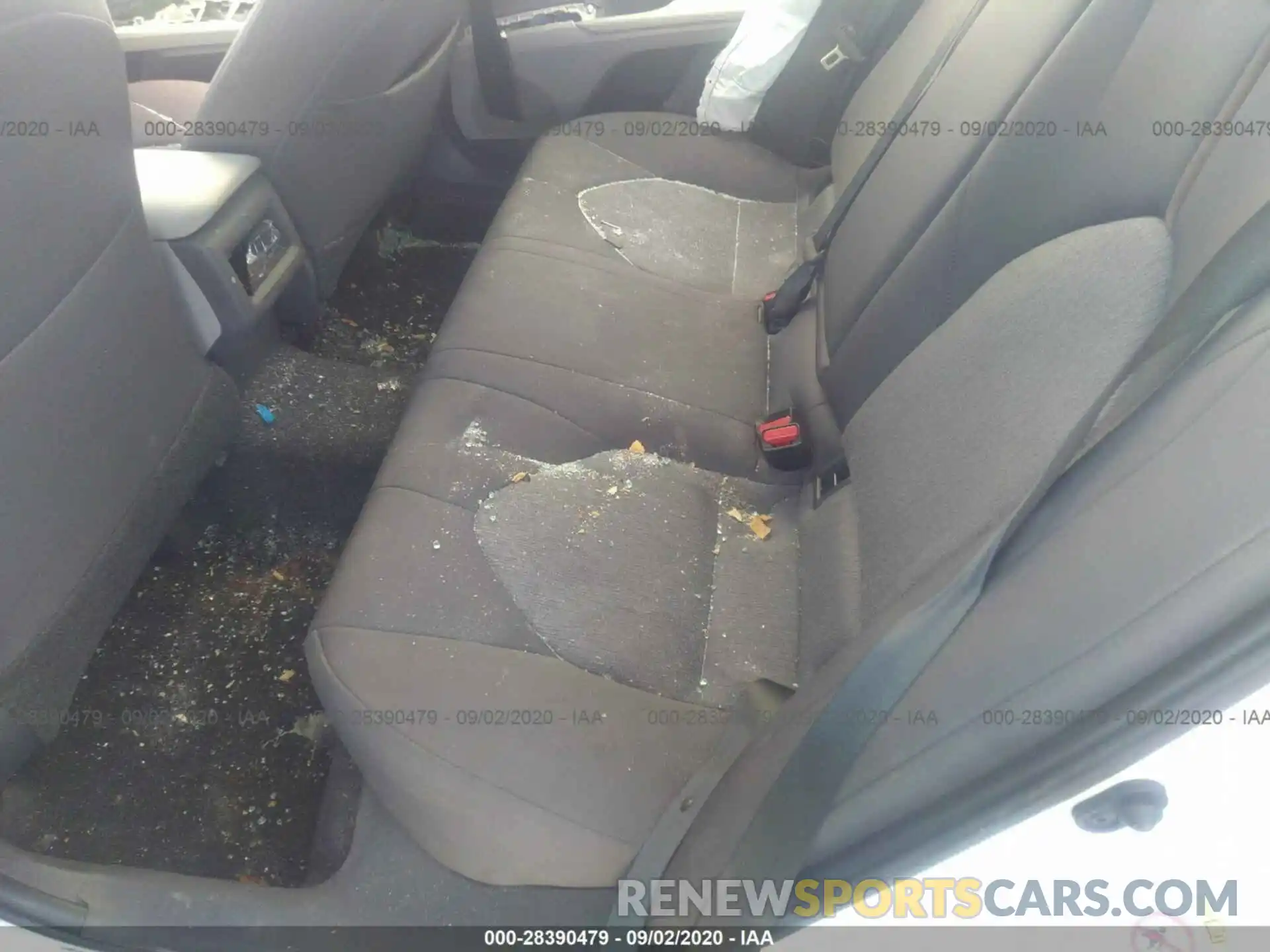 8 Photograph of a damaged car 4T1B11HK4KU213719 TOYOTA CAMRY 2019