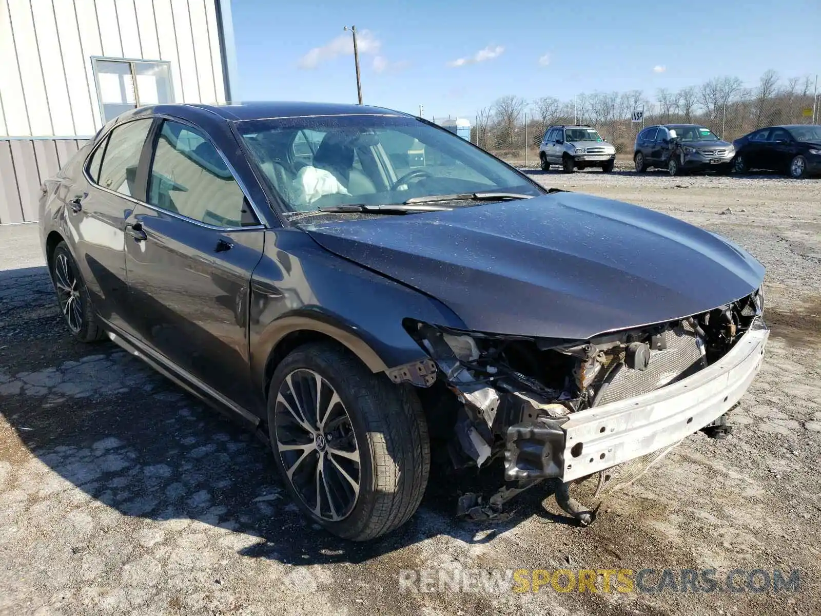 1 Photograph of a damaged car 4T1B11HK4KU215003 TOYOTA CAMRY 2019