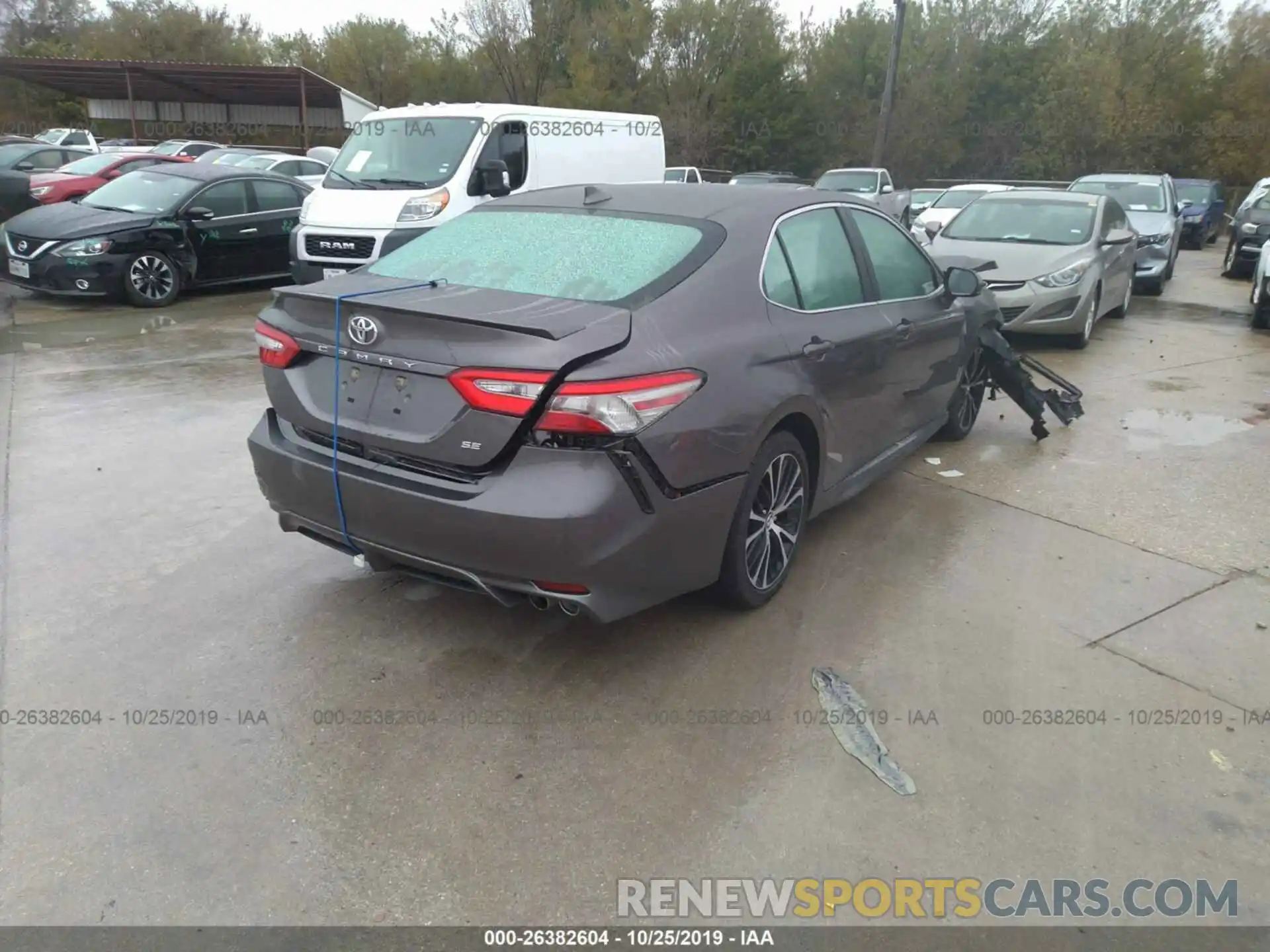 4 Фотография поврежденного автомобиля 4T1B11HK4KU215650 TOYOTA CAMRY 2019