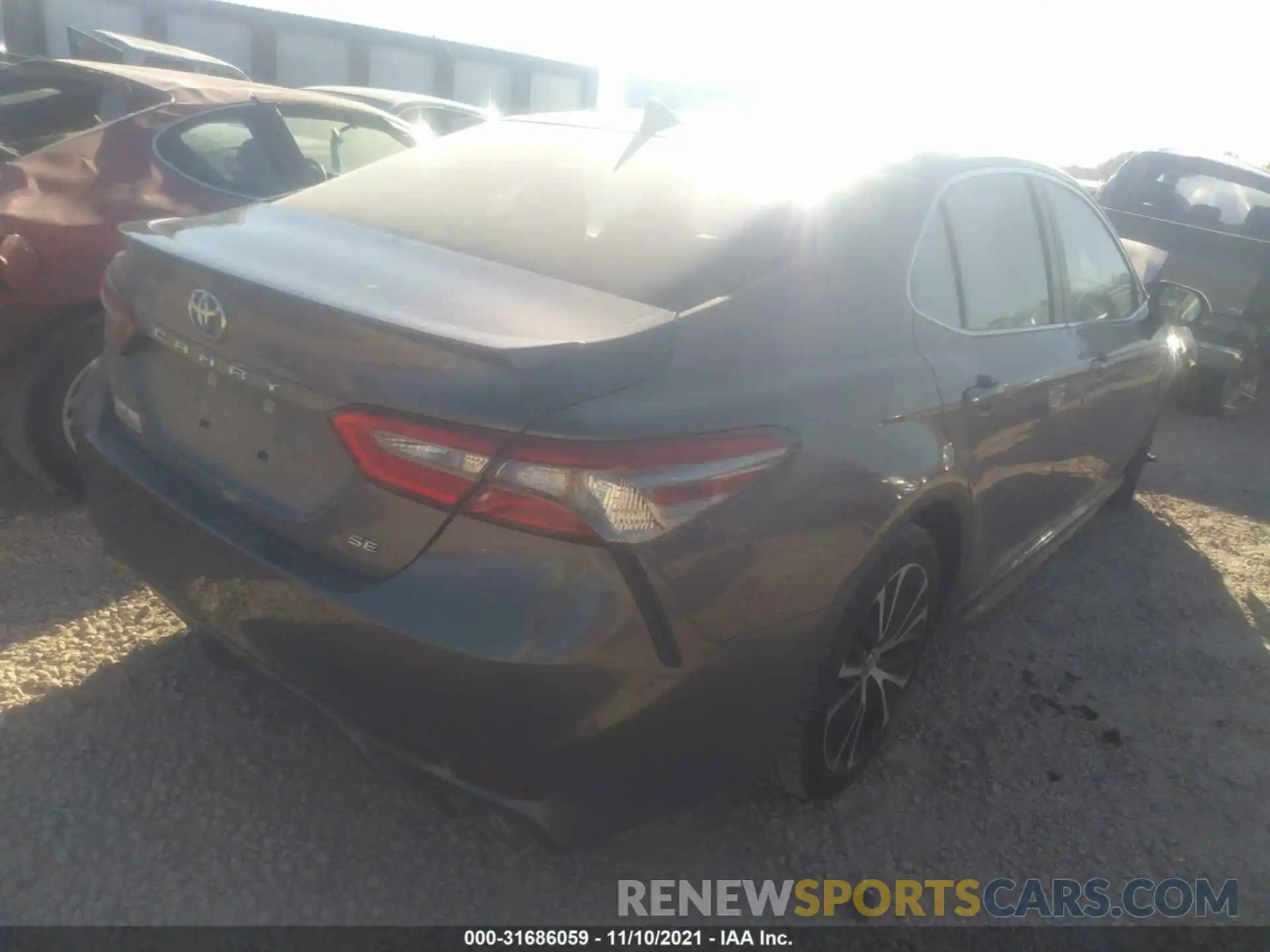 4 Photograph of a damaged car 4T1B11HK4KU215678 TOYOTA CAMRY 2019