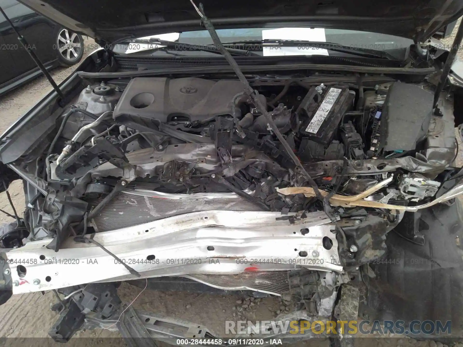 10 Photograph of a damaged car 4T1B11HK4KU216023 TOYOTA CAMRY 2019