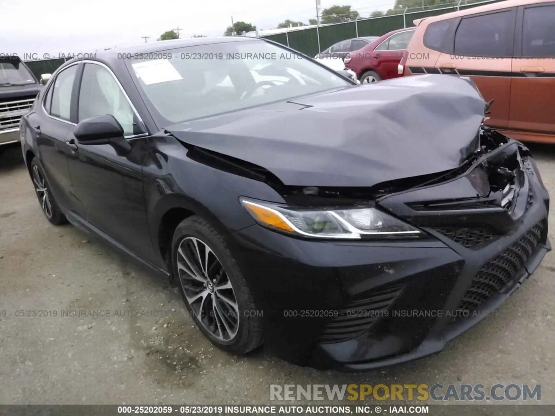 1 Photograph of a damaged car 4T1B11HK4KU216412 TOYOTA CAMRY 2019