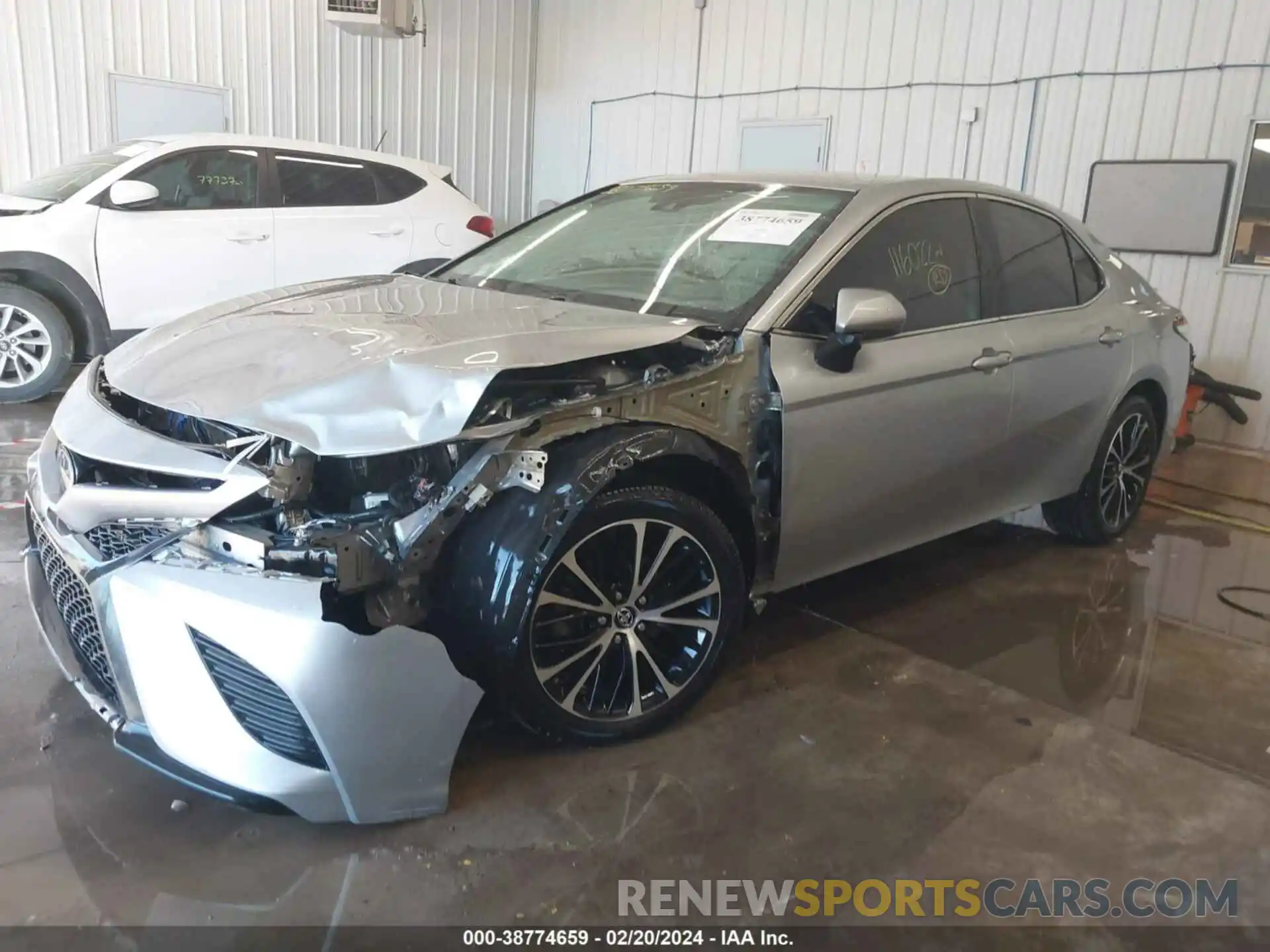 2 Photograph of a damaged car 4T1B11HK4KU216443 TOYOTA CAMRY 2019