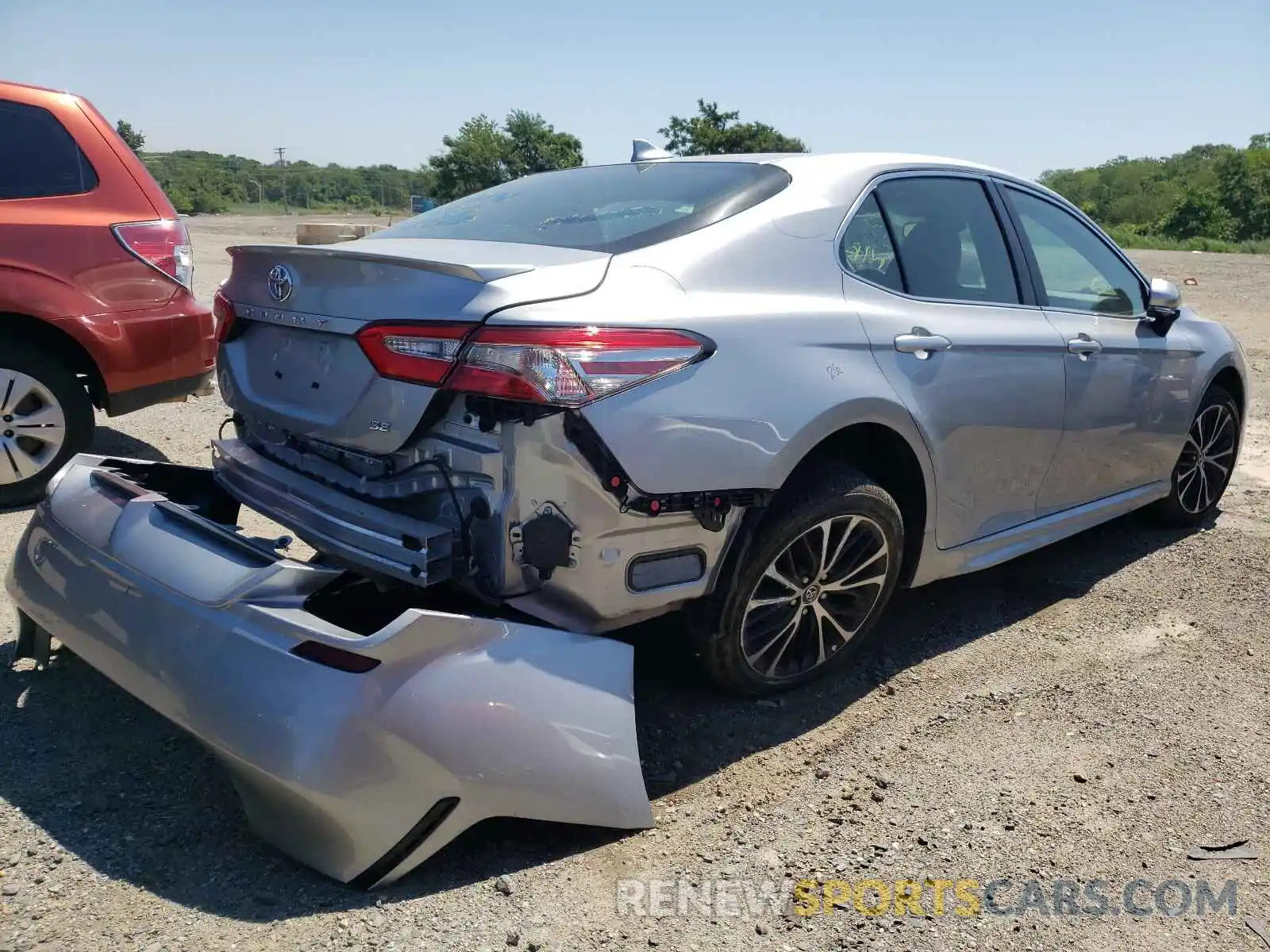 4 Photograph of a damaged car 4T1B11HK4KU216460 TOYOTA CAMRY 2019