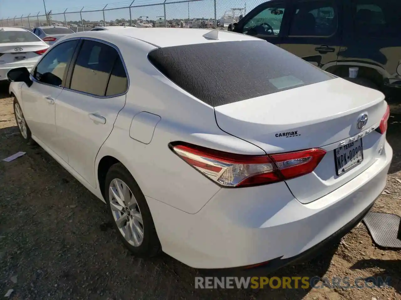 3 Фотография поврежденного автомобиля 4T1B11HK4KU217835 TOYOTA CAMRY 2019