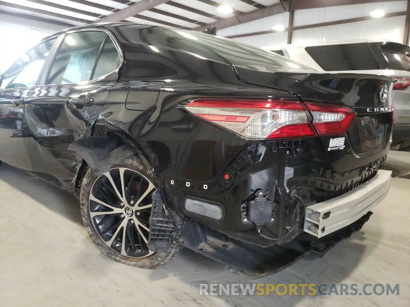 9 Photograph of a damaged car 4T1B11HK4KU221500 TOYOTA CAMRY 2019