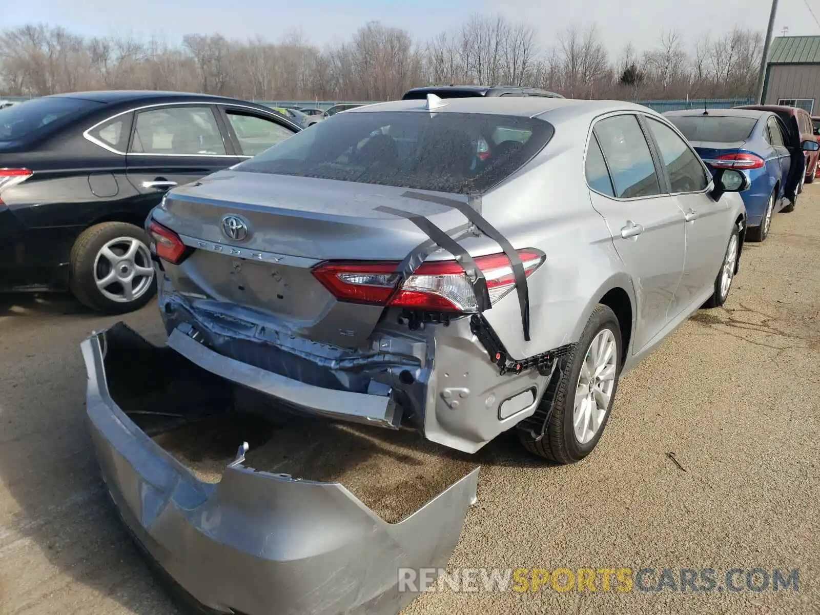 4 Photograph of a damaged car 4T1B11HK4KU221707 TOYOTA CAMRY 2019