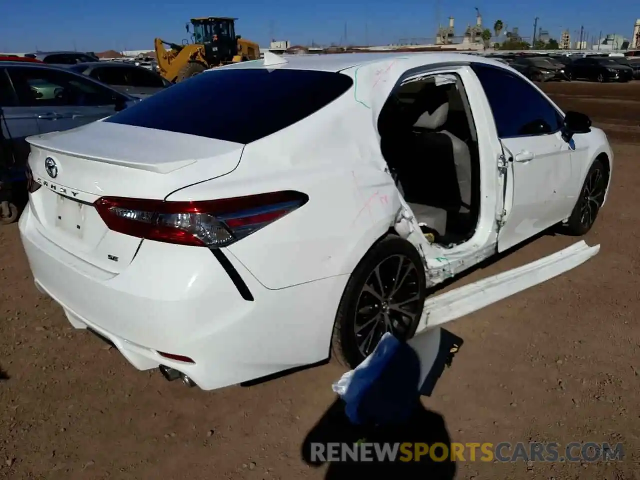 4 Photograph of a damaged car 4T1B11HK4KU223974 TOYOTA CAMRY 2019