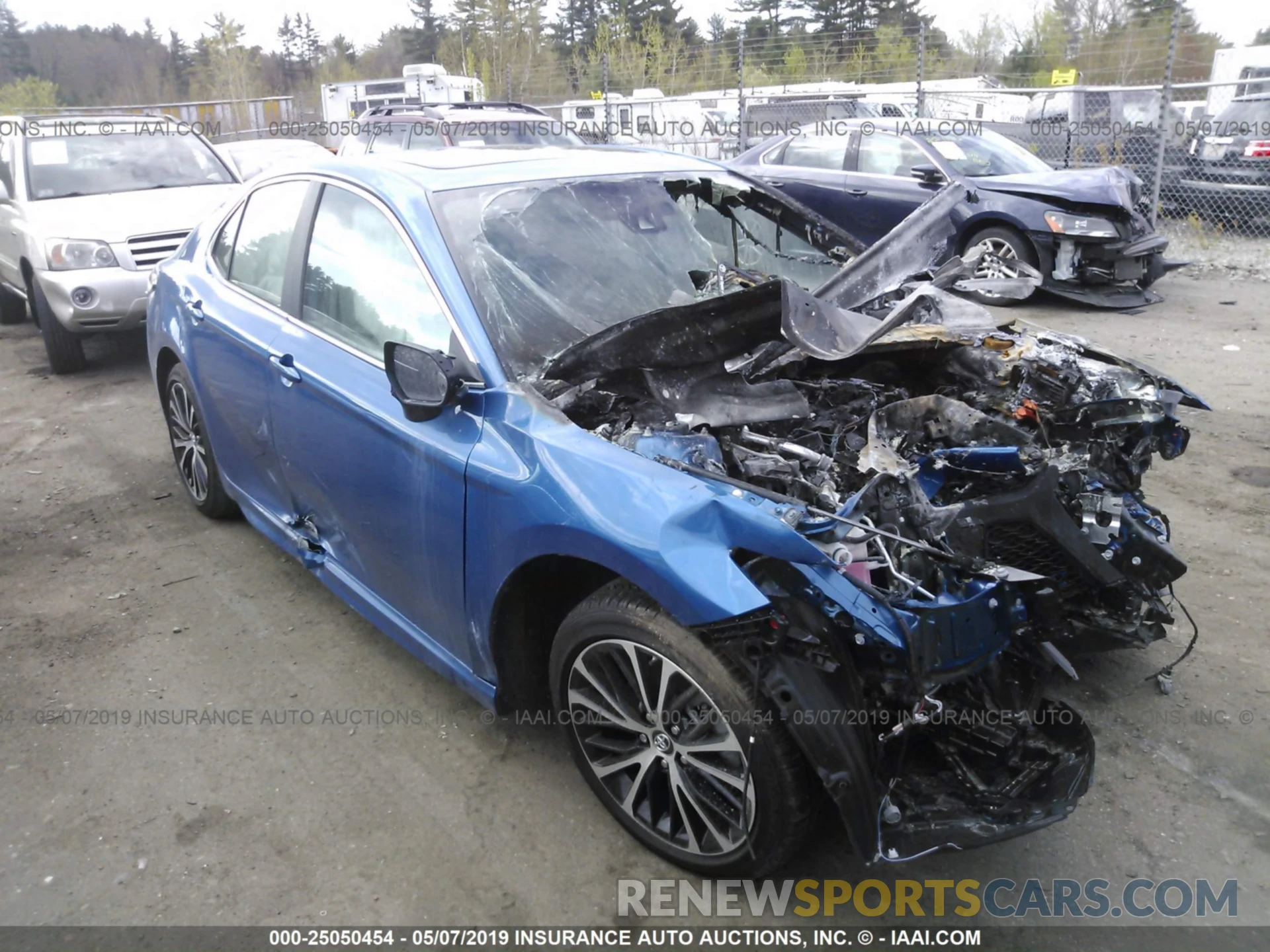 1 Photograph of a damaged car 4T1B11HK4KU224851 TOYOTA CAMRY 2019