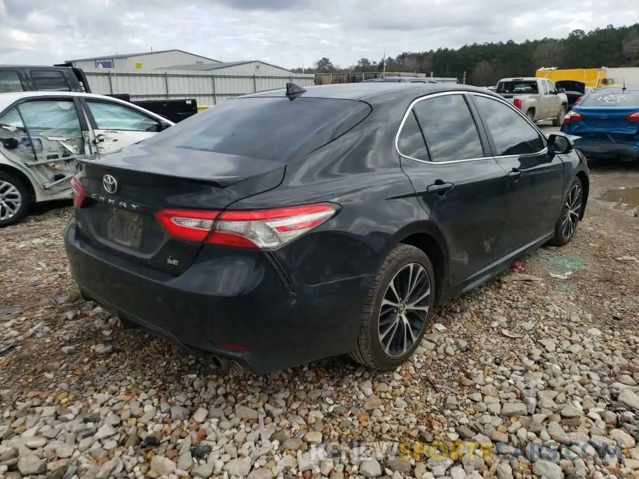 4 Photograph of a damaged car 4T1B11HK4KU228205 TOYOTA CAMRY 2019