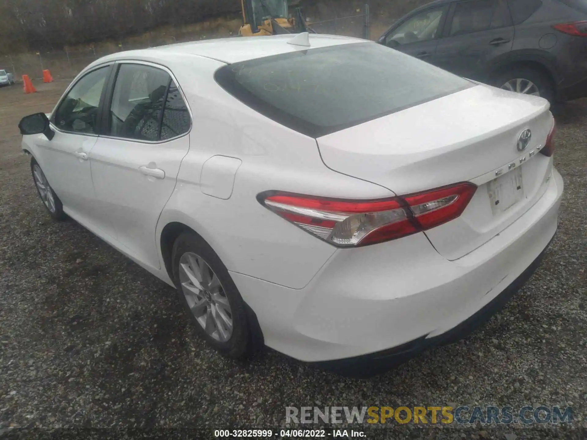 3 Photograph of a damaged car 4T1B11HK4KU228902 TOYOTA CAMRY 2019