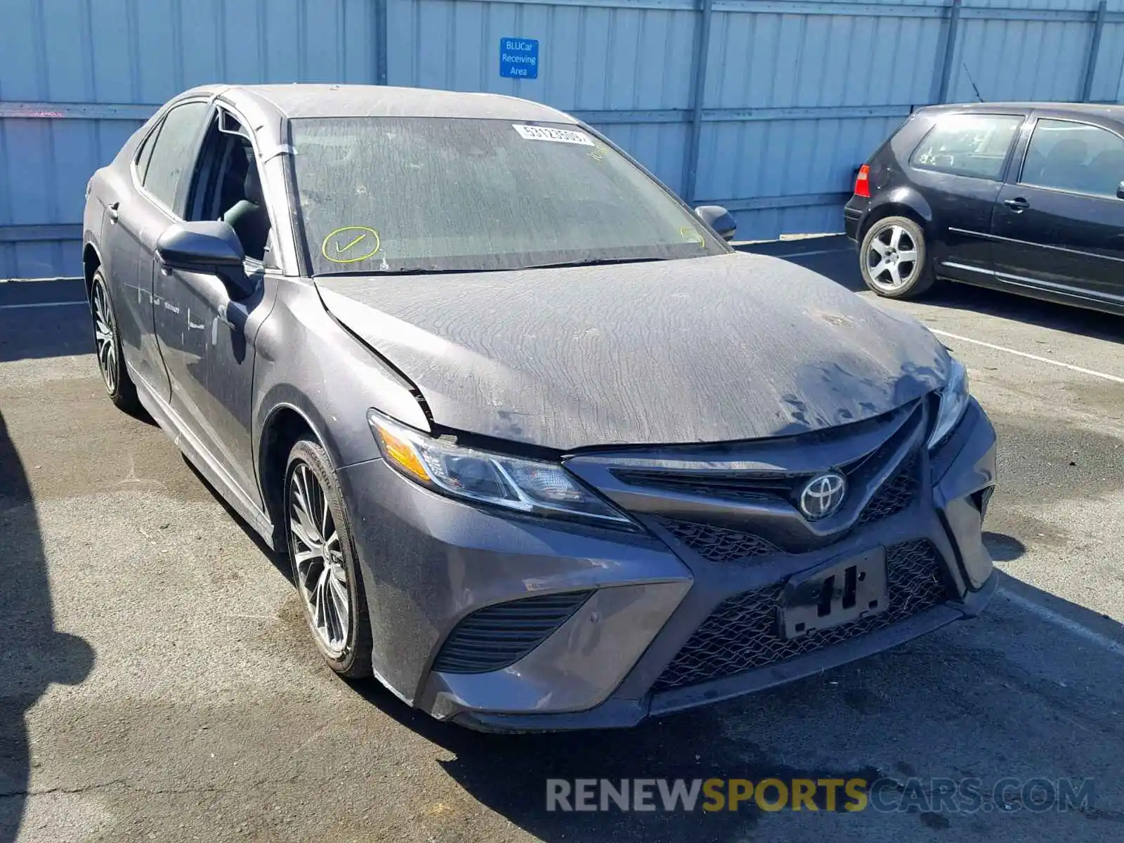 1 Photograph of a damaged car 4T1B11HK4KU229385 TOYOTA CAMRY 2019