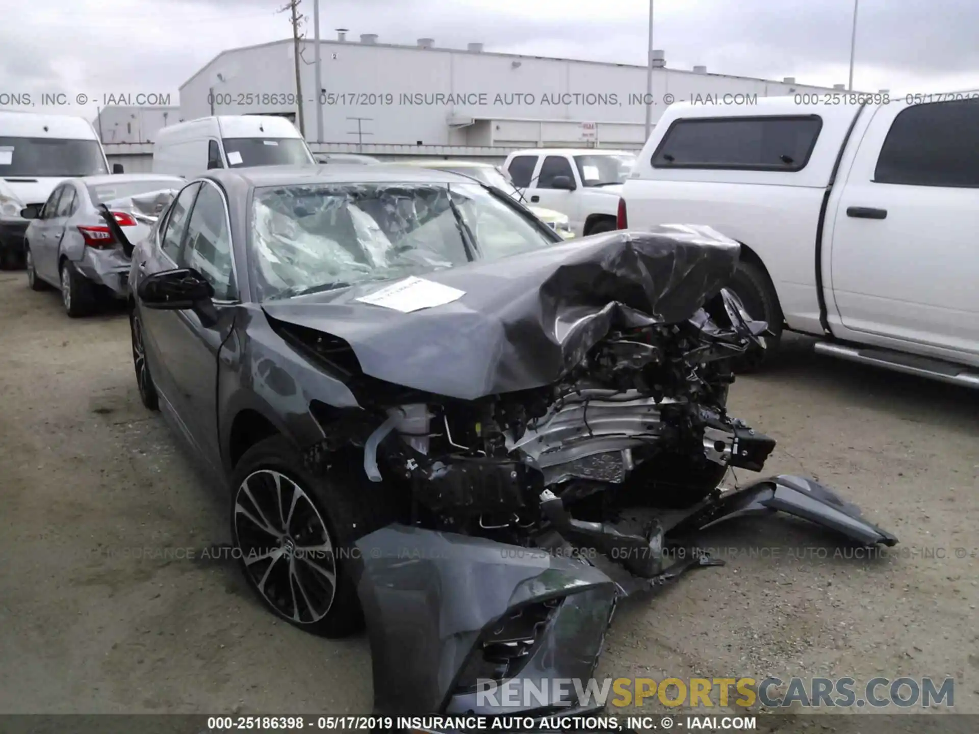 1 Photograph of a damaged car 4T1B11HK4KU230407 TOYOTA CAMRY 2019