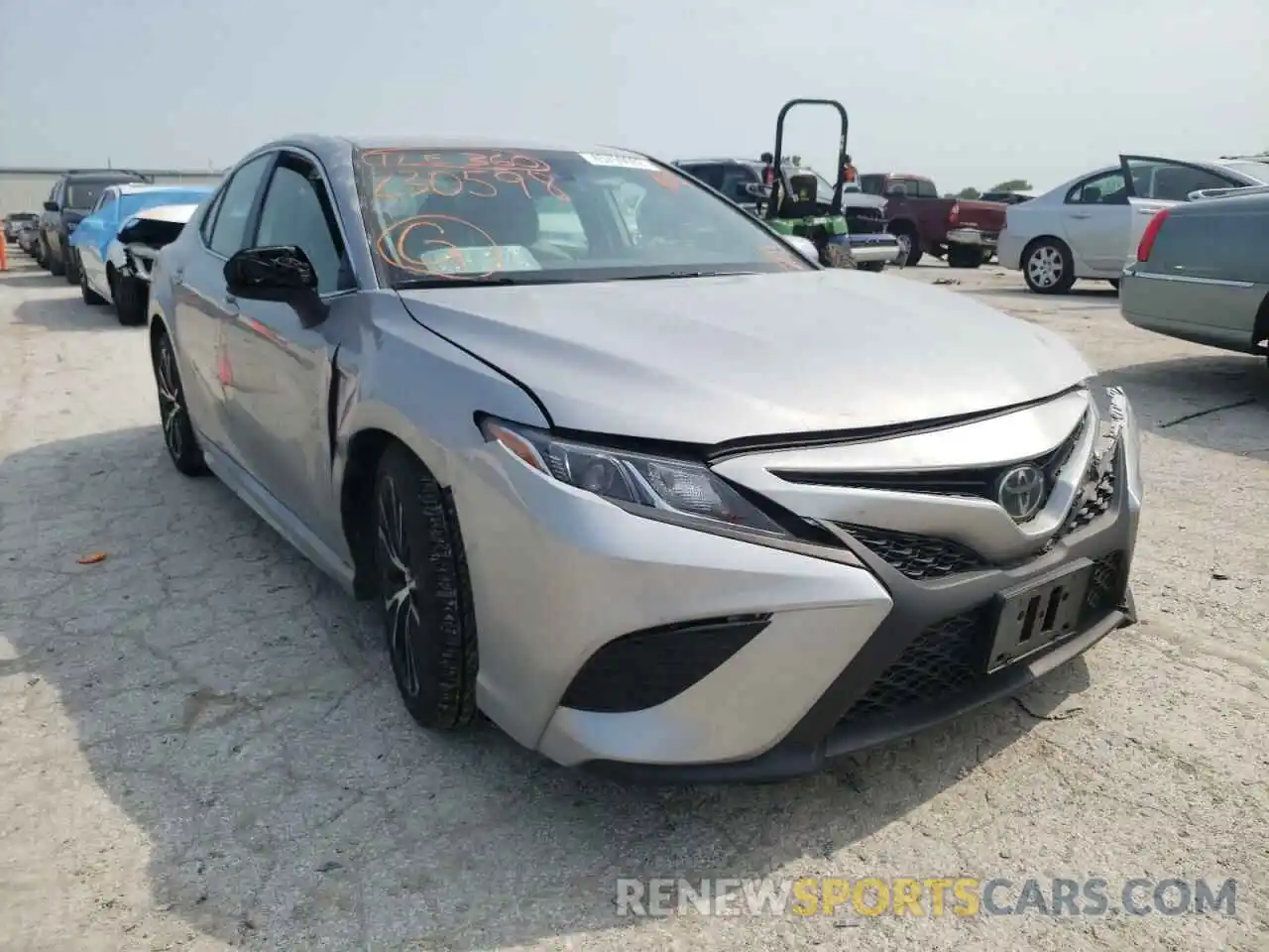 1 Photograph of a damaged car 4T1B11HK4KU230598 TOYOTA CAMRY 2019