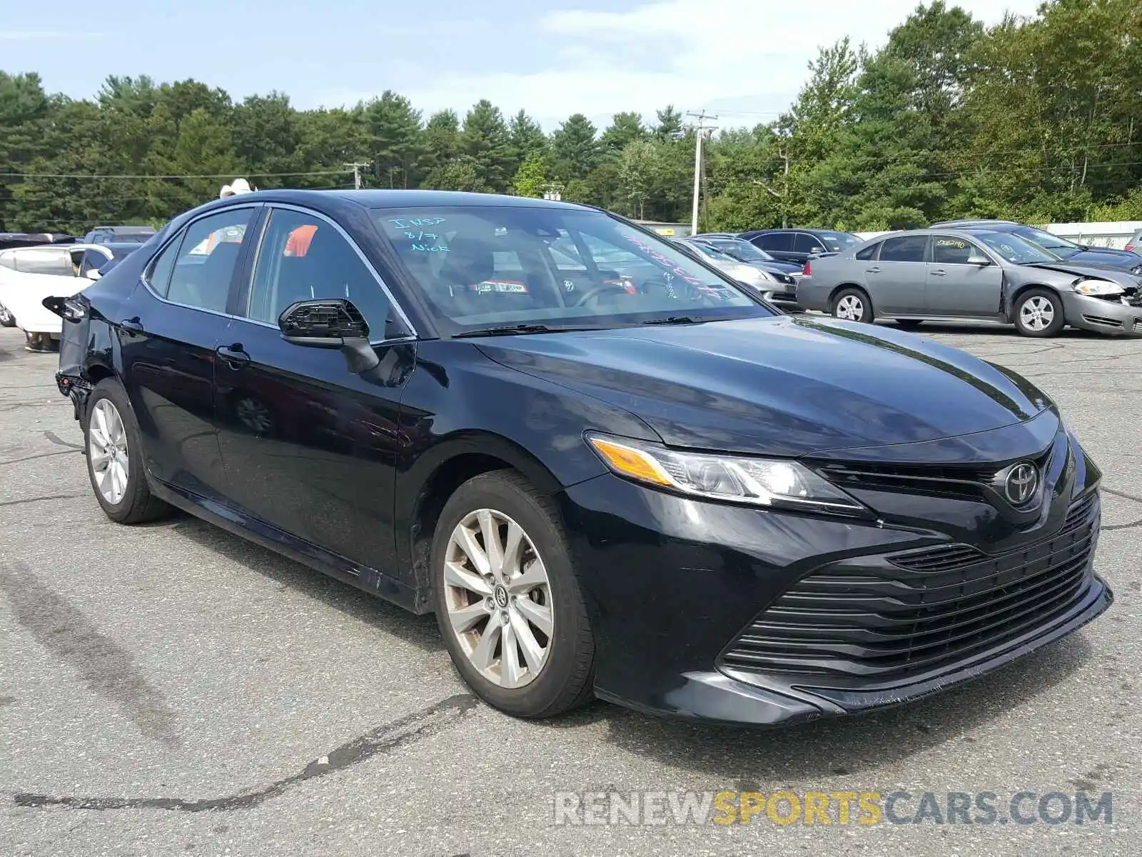 1 Photograph of a damaged car 4T1B11HK4KU230794 TOYOTA CAMRY 2019