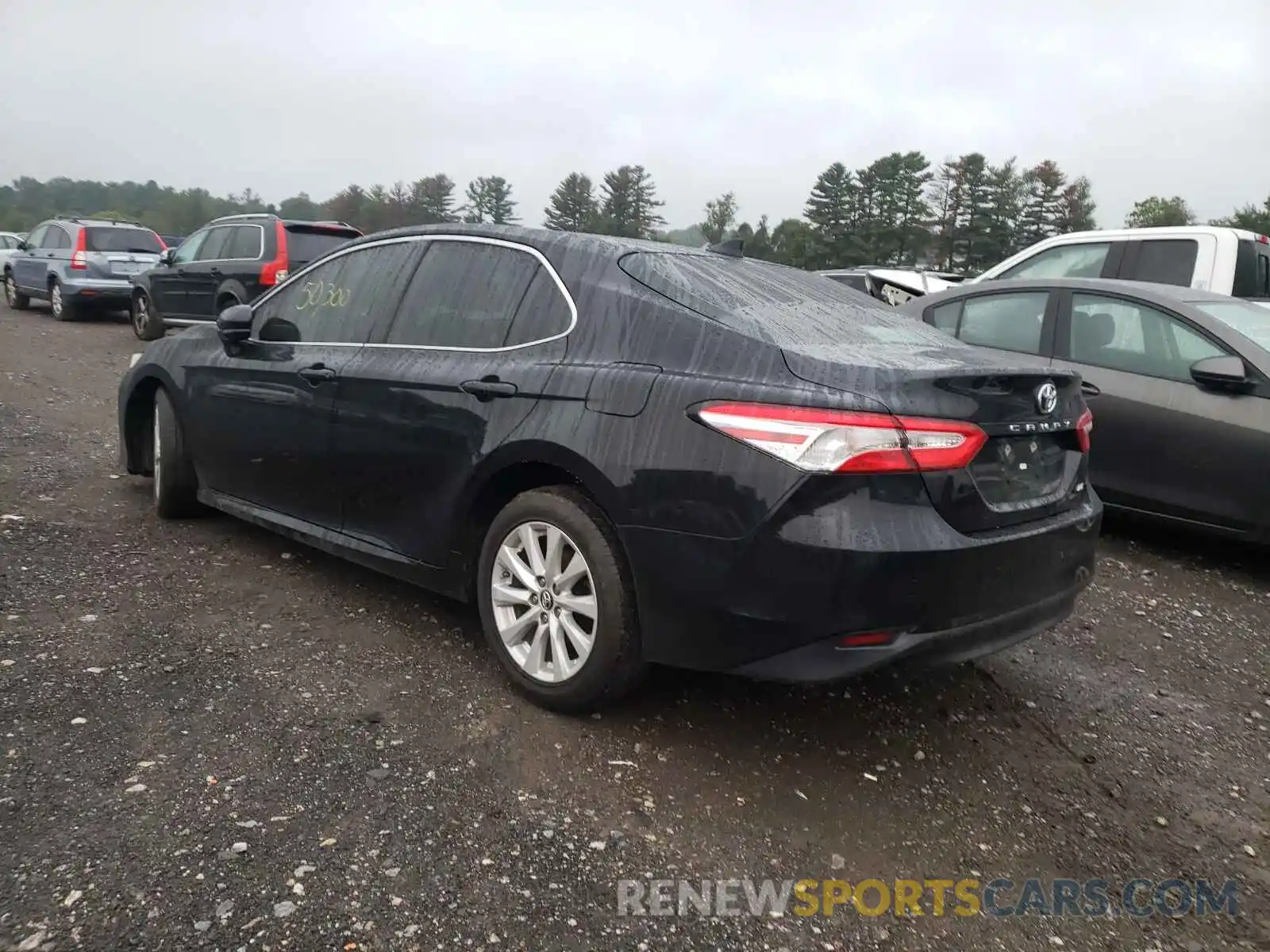 3 Photograph of a damaged car 4T1B11HK4KU231329 TOYOTA CAMRY 2019