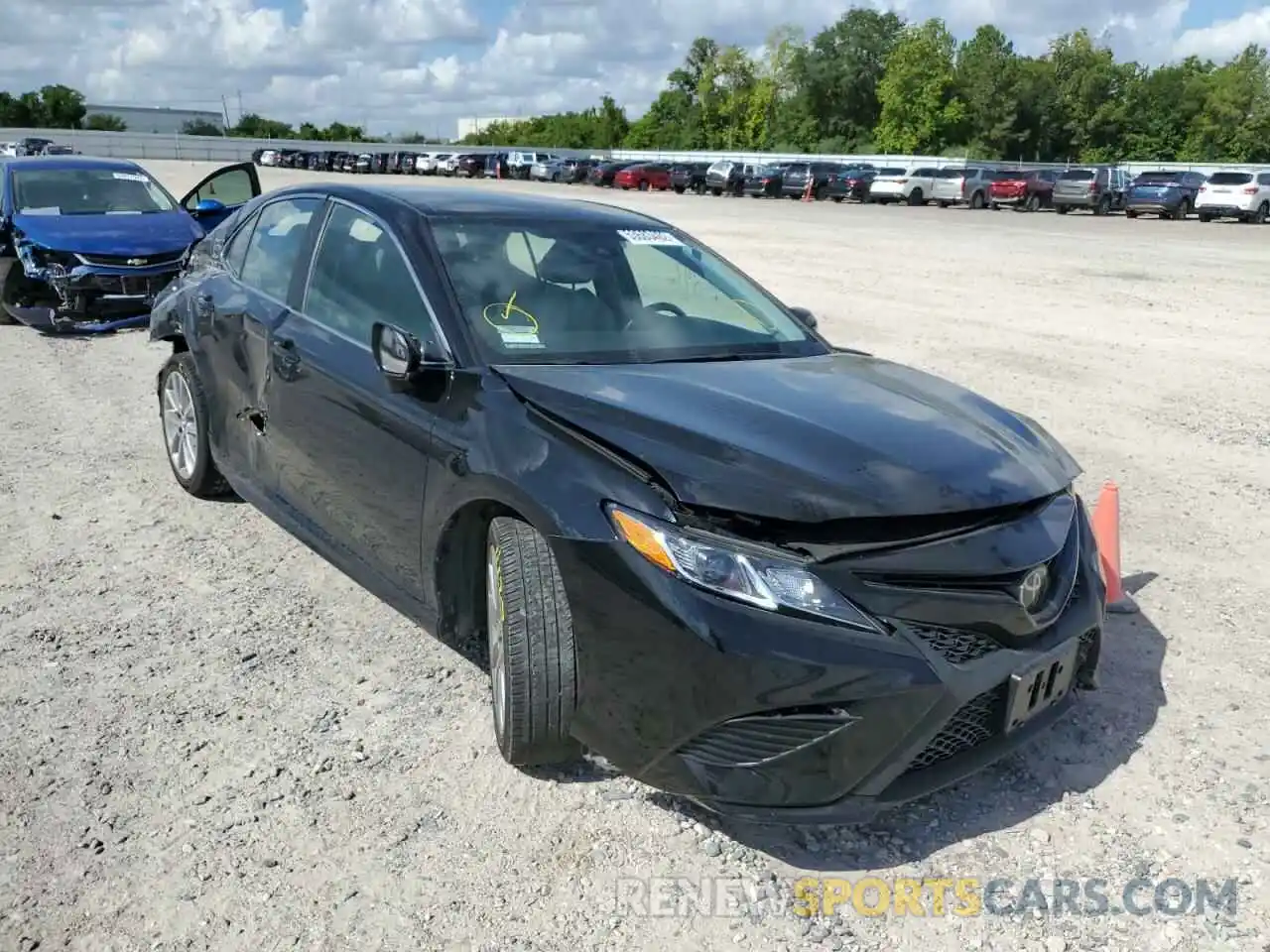 1 Photograph of a damaged car 4T1B11HK4KU231752 TOYOTA CAMRY 2019