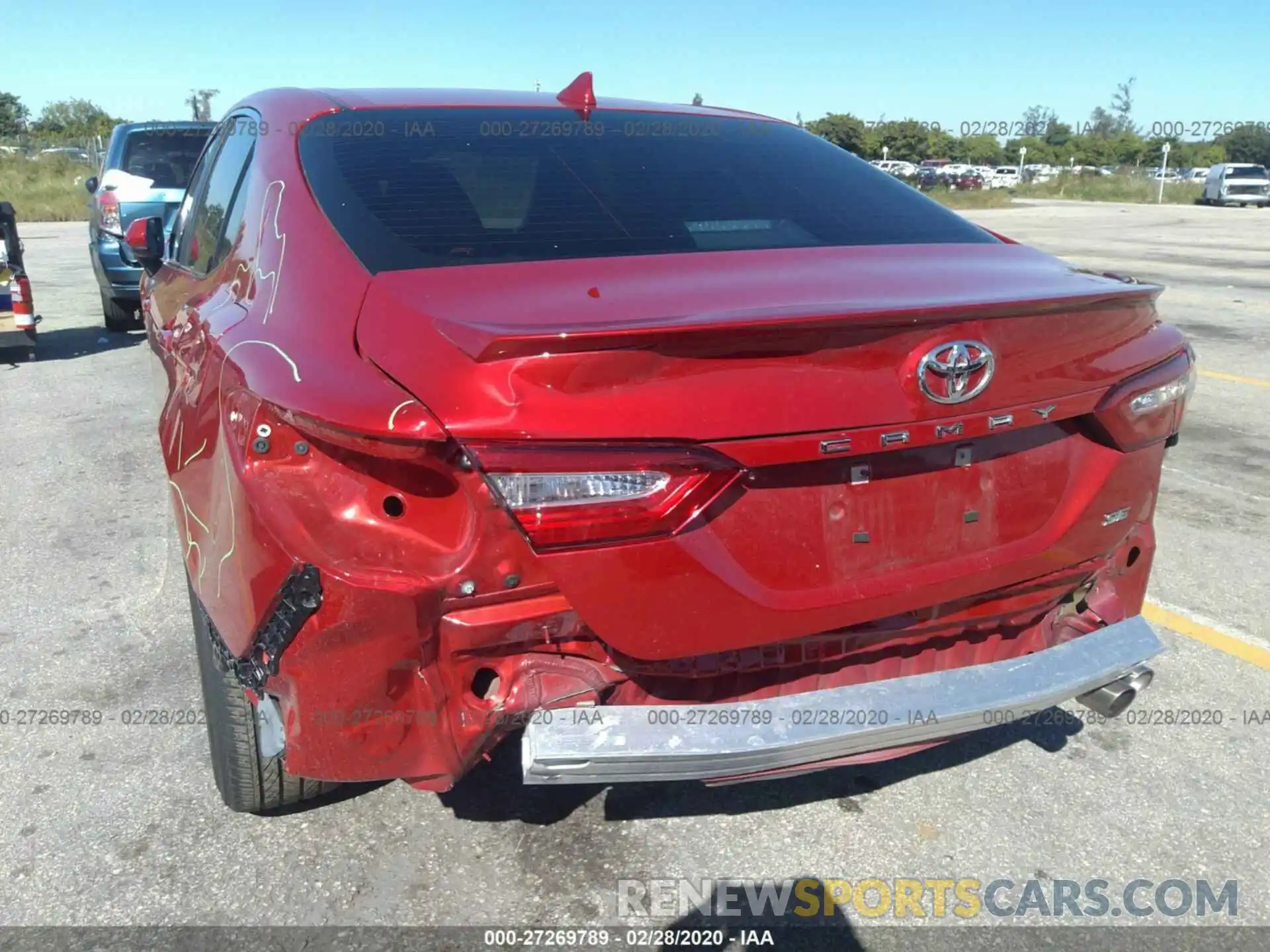 6 Photograph of a damaged car 4T1B11HK4KU233095 TOYOTA CAMRY 2019