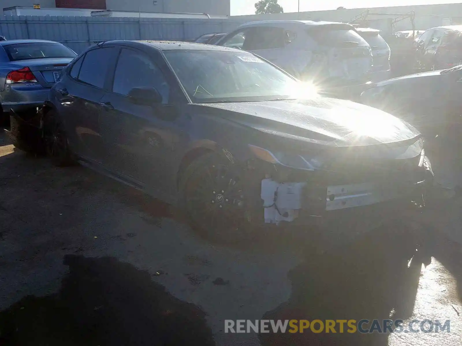 1 Photograph of a damaged car 4T1B11HK4KU234585 TOYOTA CAMRY 2019