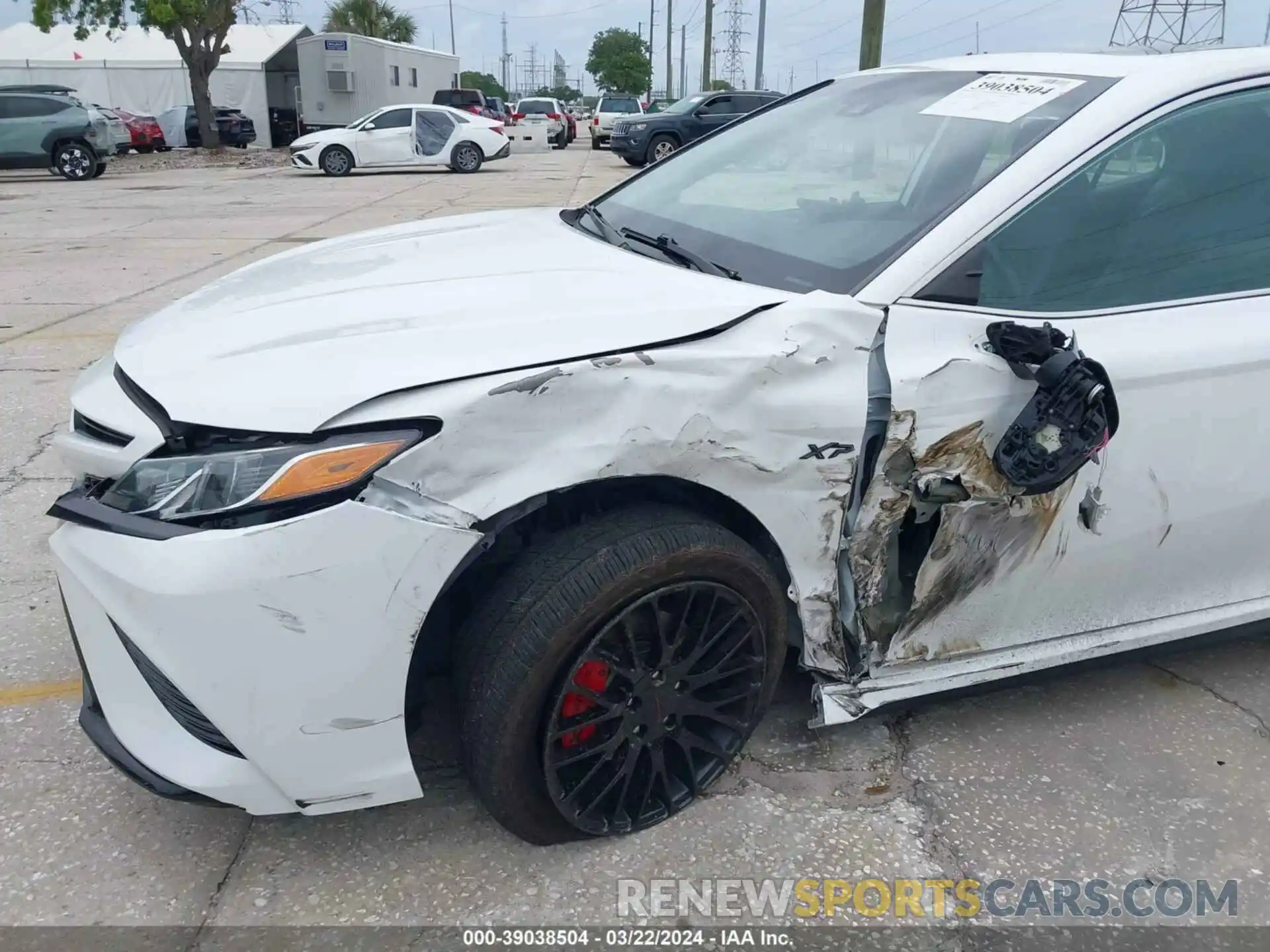 6 Photograph of a damaged car 4T1B11HK4KU236353 TOYOTA CAMRY 2019