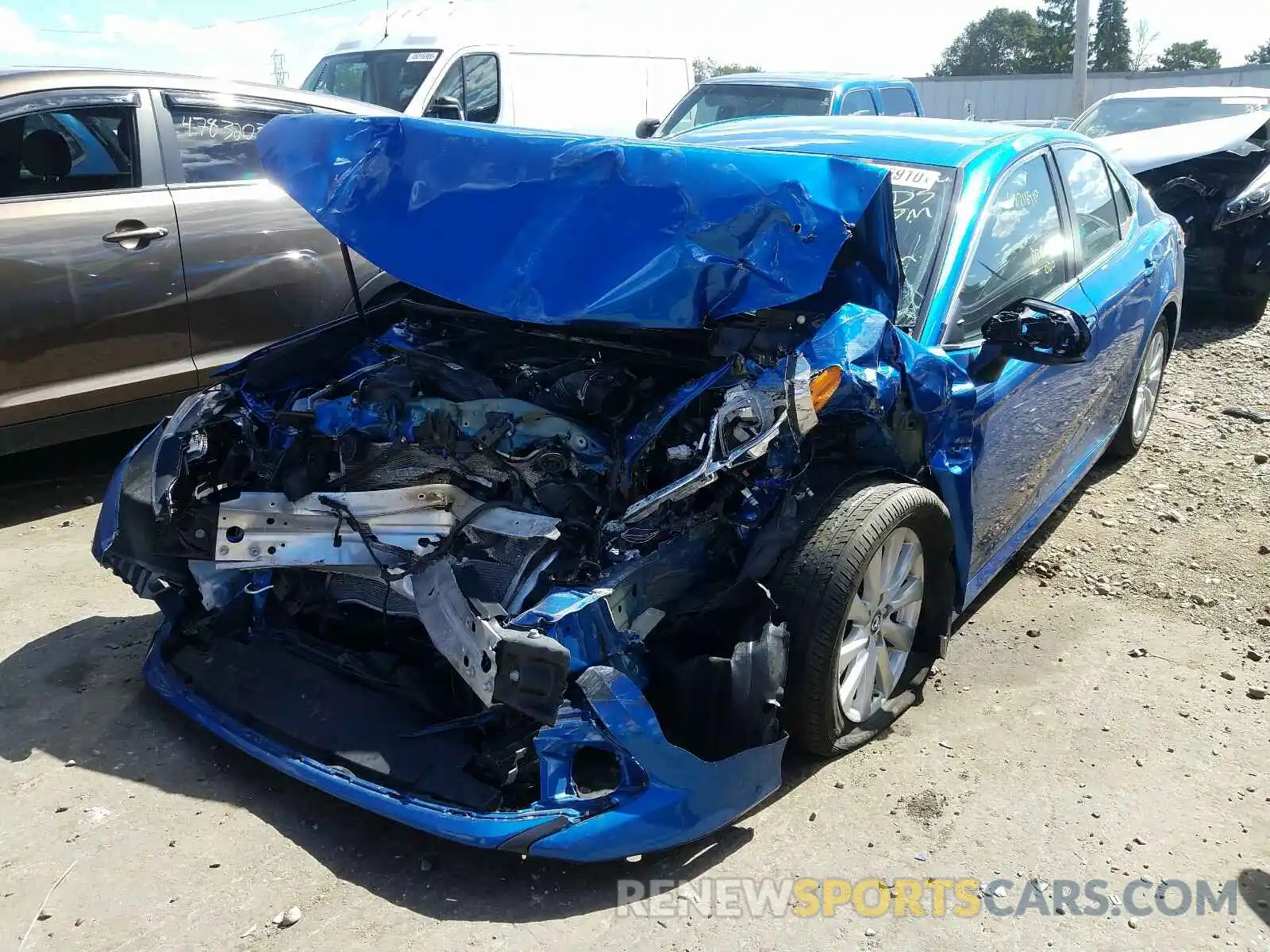 2 Photograph of a damaged car 4T1B11HK4KU236403 TOYOTA CAMRY 2019