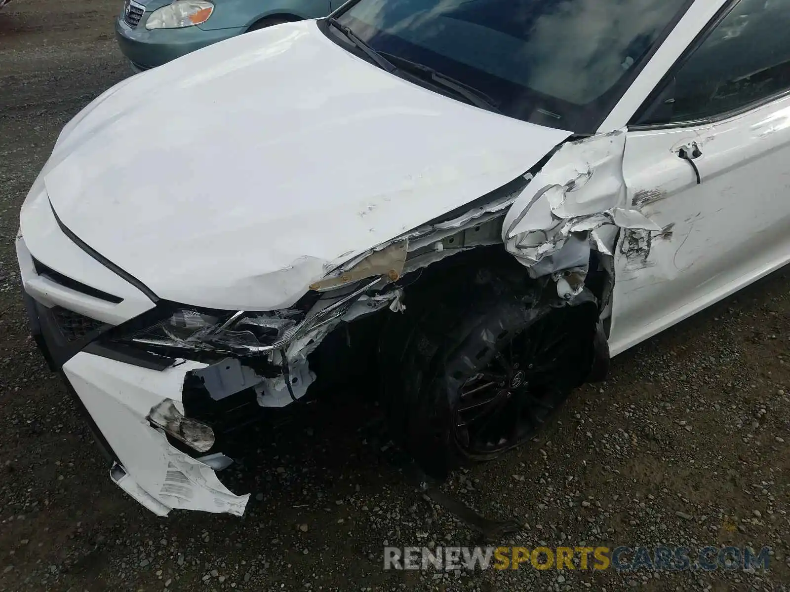 9 Photograph of a damaged car 4T1B11HK4KU237292 TOYOTA CAMRY 2019