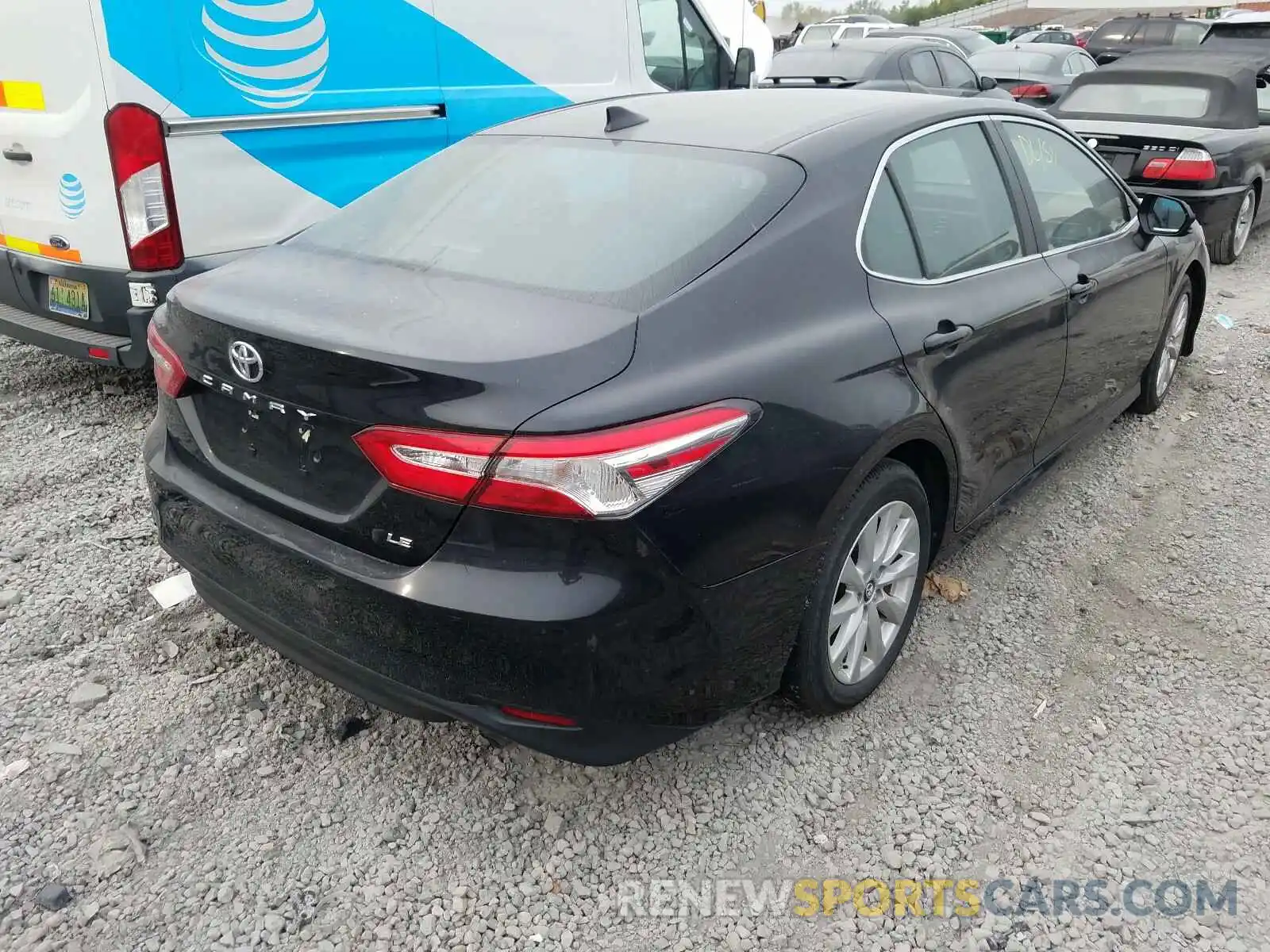 4 Photograph of a damaged car 4T1B11HK4KU238264 TOYOTA CAMRY 2019