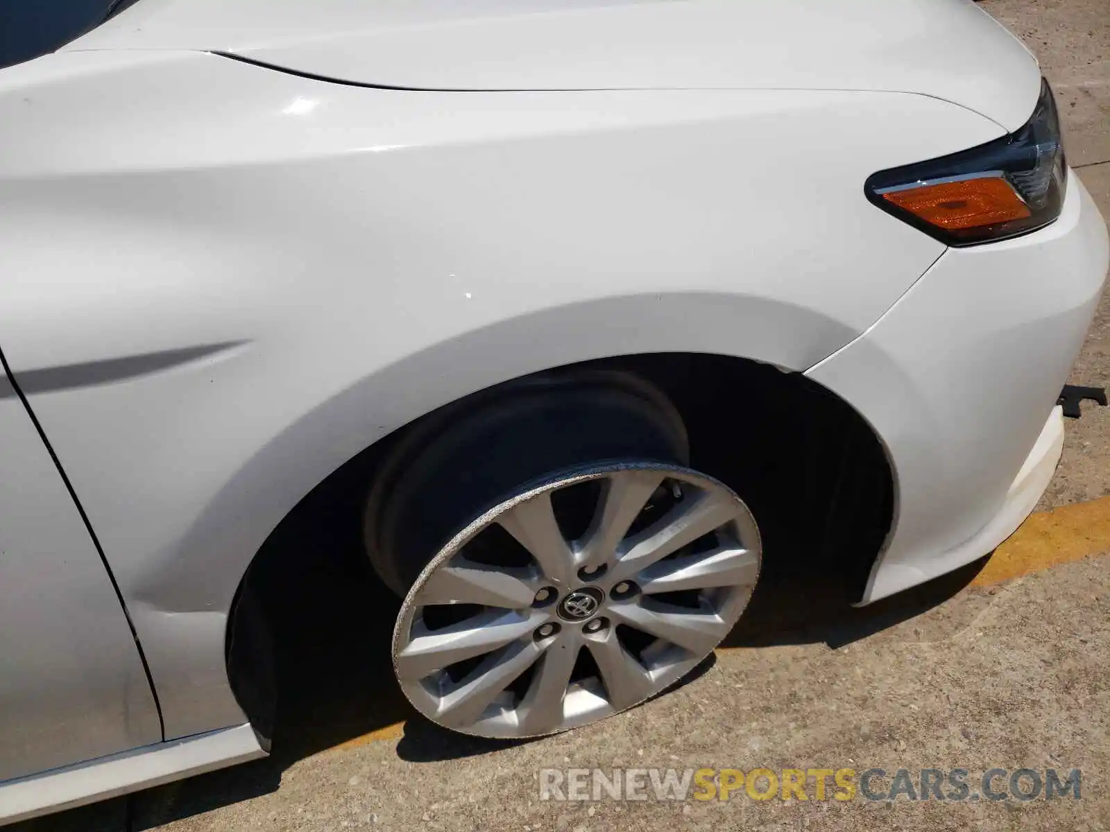 9 Photograph of a damaged car 4T1B11HK4KU238524 TOYOTA CAMRY 2019