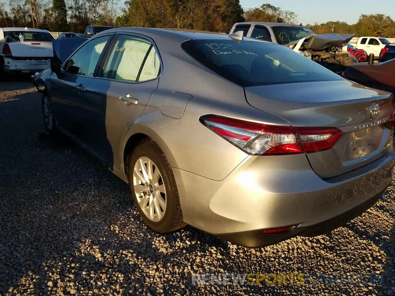 3 Photograph of a damaged car 4T1B11HK4KU240841 TOYOTA CAMRY 2019