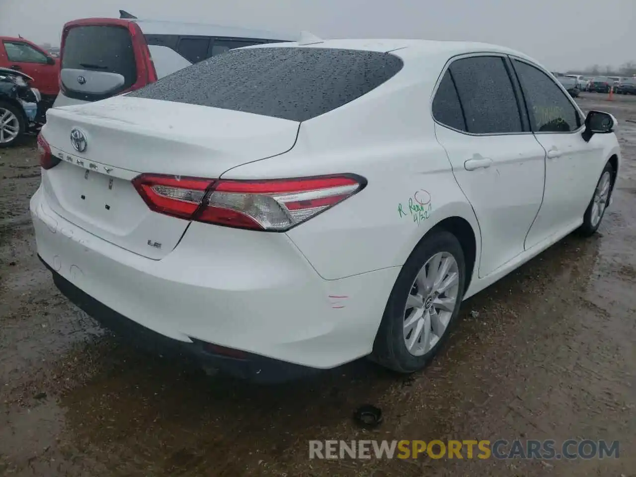 4 Фотография поврежденного автомобиля 4T1B11HK4KU241195 TOYOTA CAMRY 2019