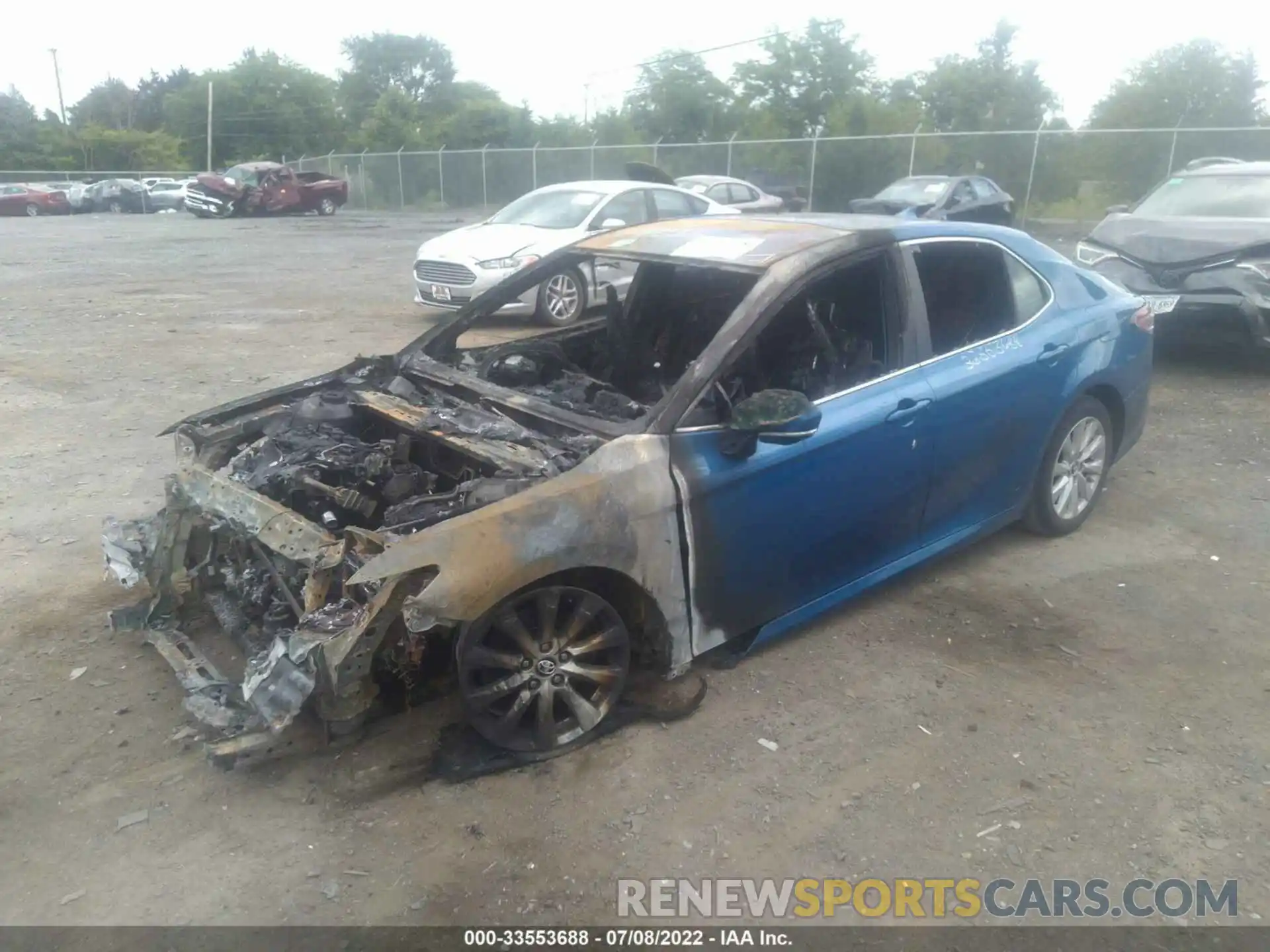 2 Photograph of a damaged car 4T1B11HK4KU245425 TOYOTA CAMRY 2019